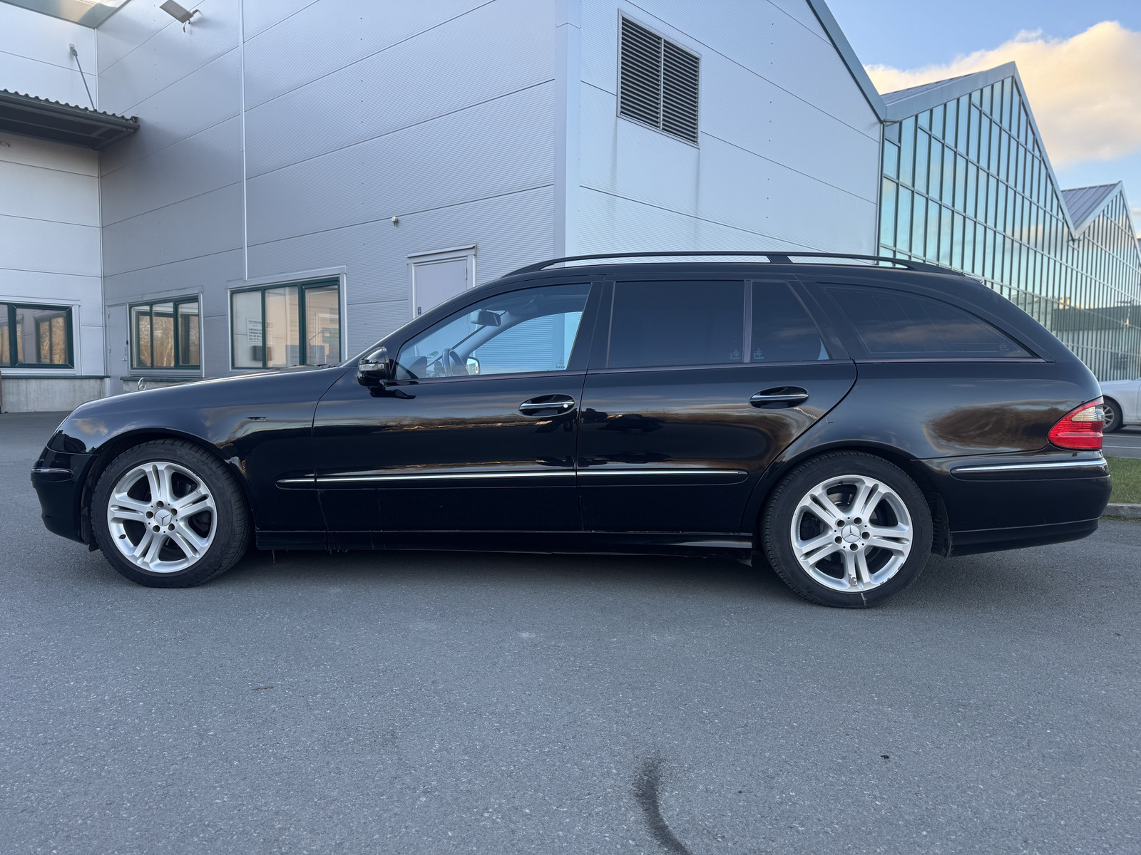 Mercedes-Benz E 220 2008, kuva 7/25