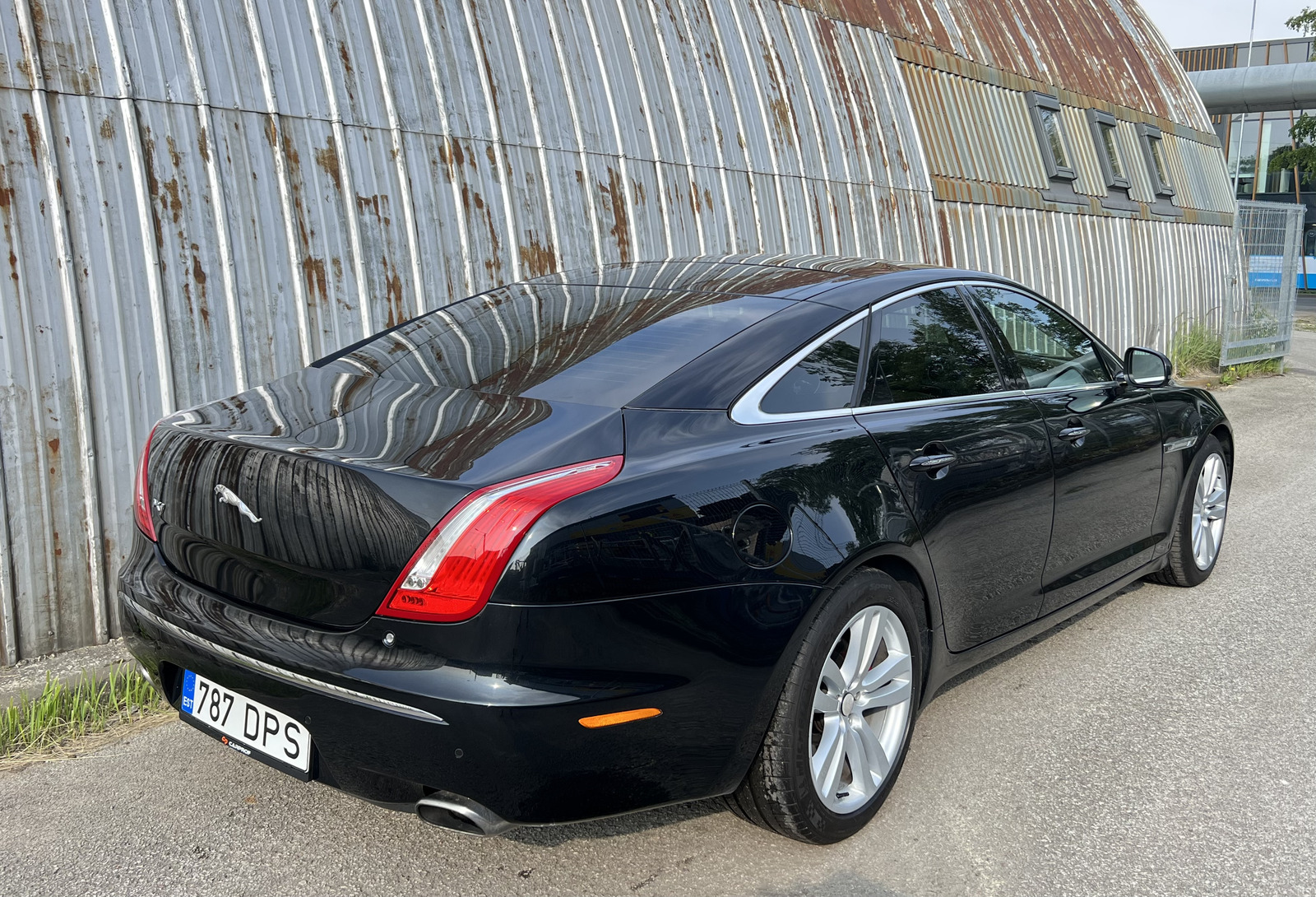 Jaguar XJ 2012, photo 5/11