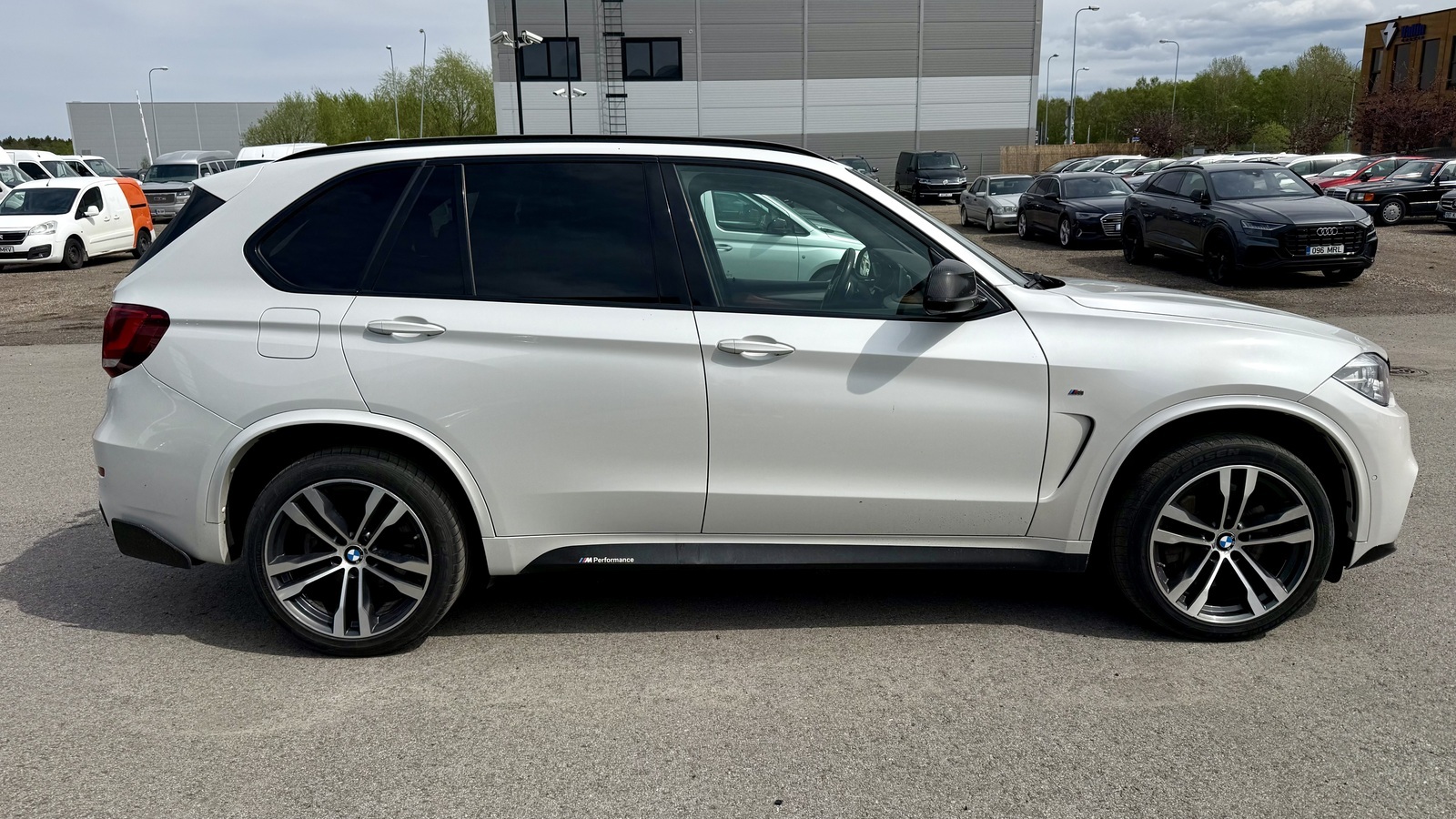 BMW X5 M50D MPerformance 3.0 280kW 2016, photo 4/35