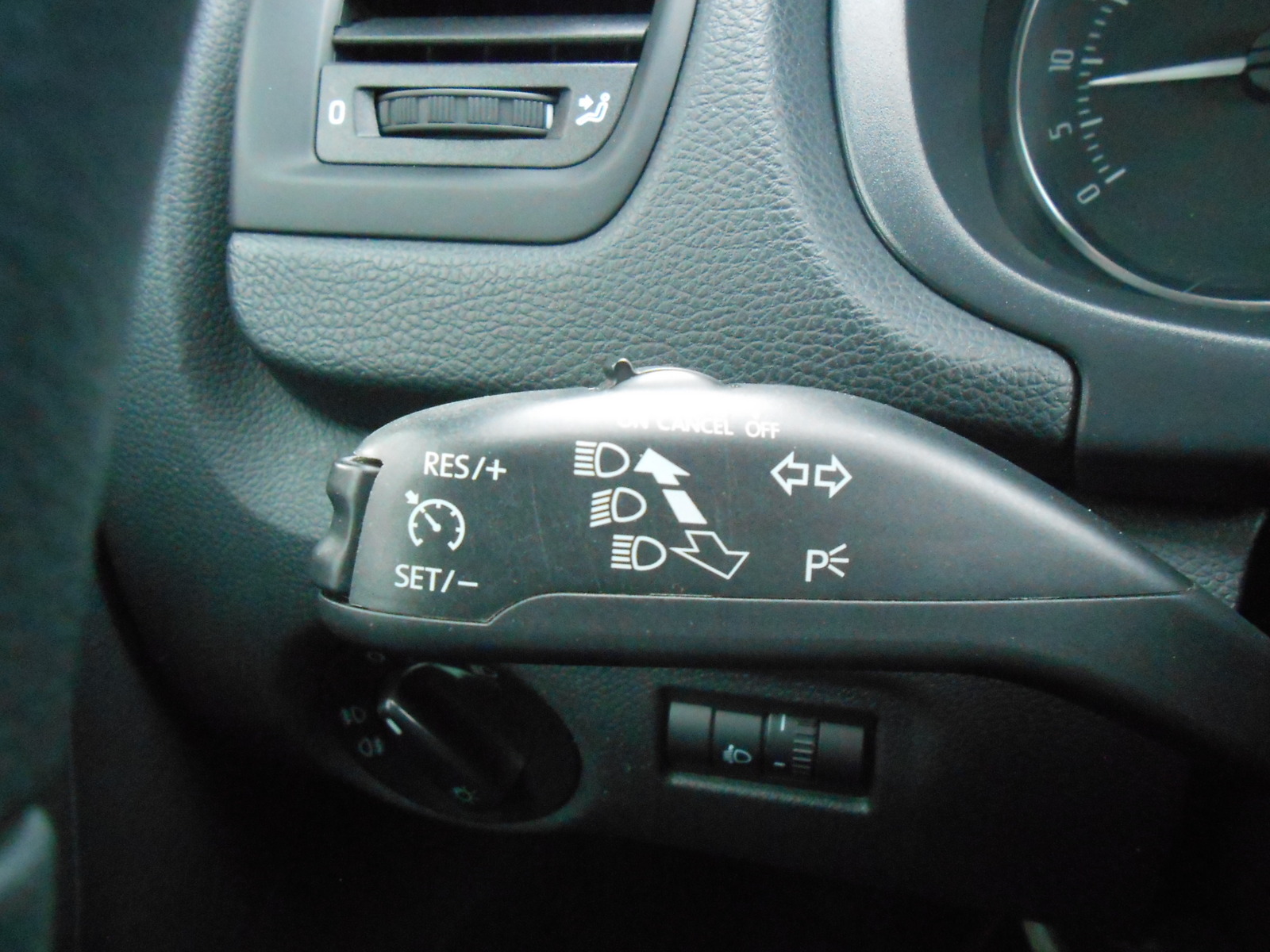 Škoda Roomster 2014, photo 7/21