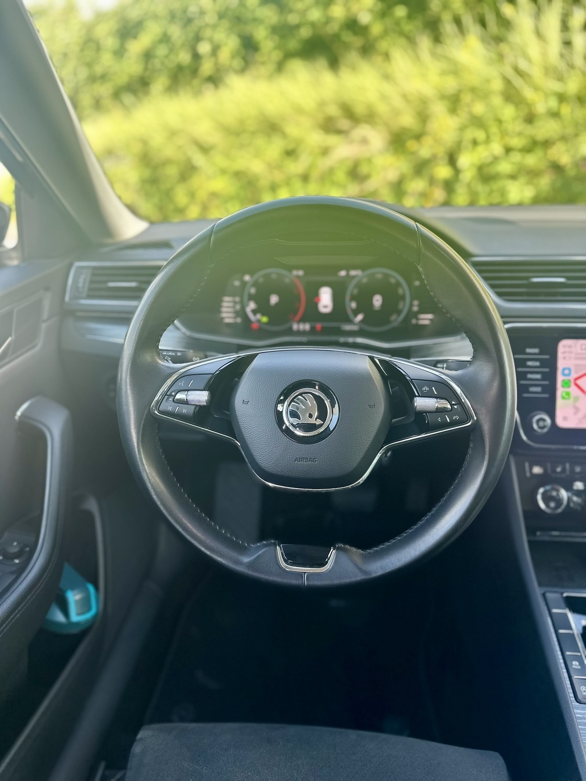 Škoda Superb 2023, photo 6/10
