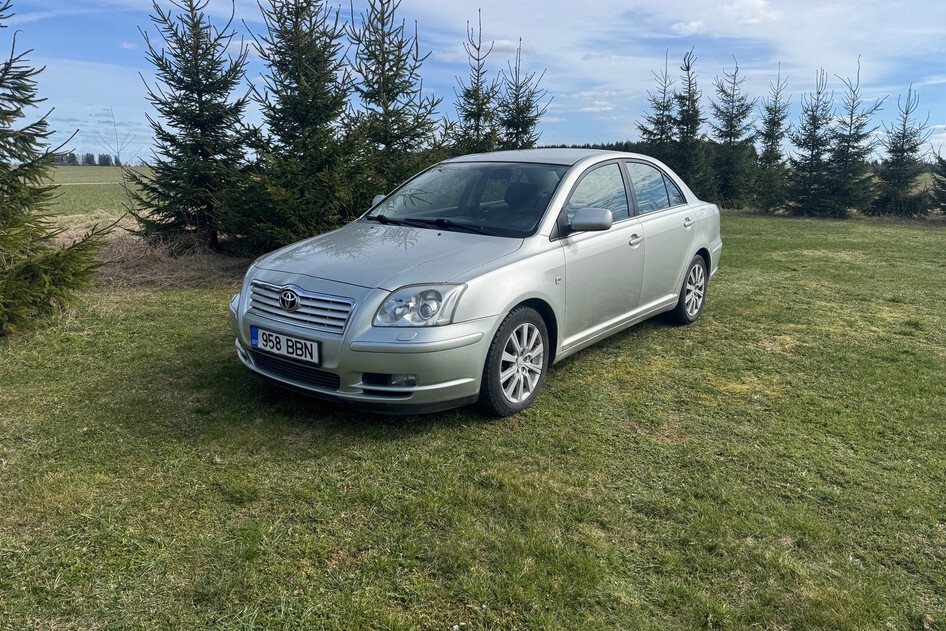 Toyota Avensis, 2003, 2.0, 108 kW, benzinas, mechaninė, priekiniai varomieji ratai