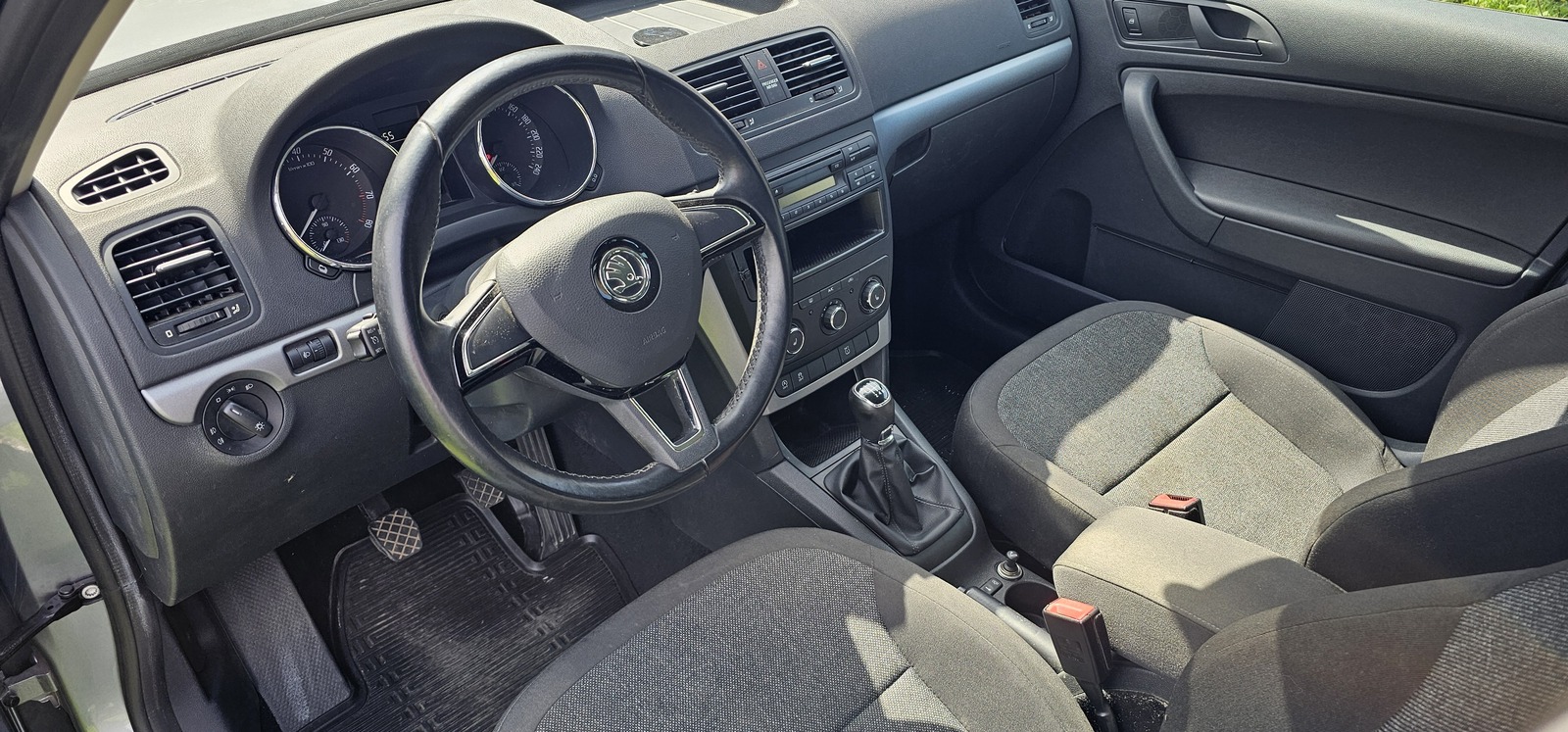 Škoda Yeti 2017, photo 5/5