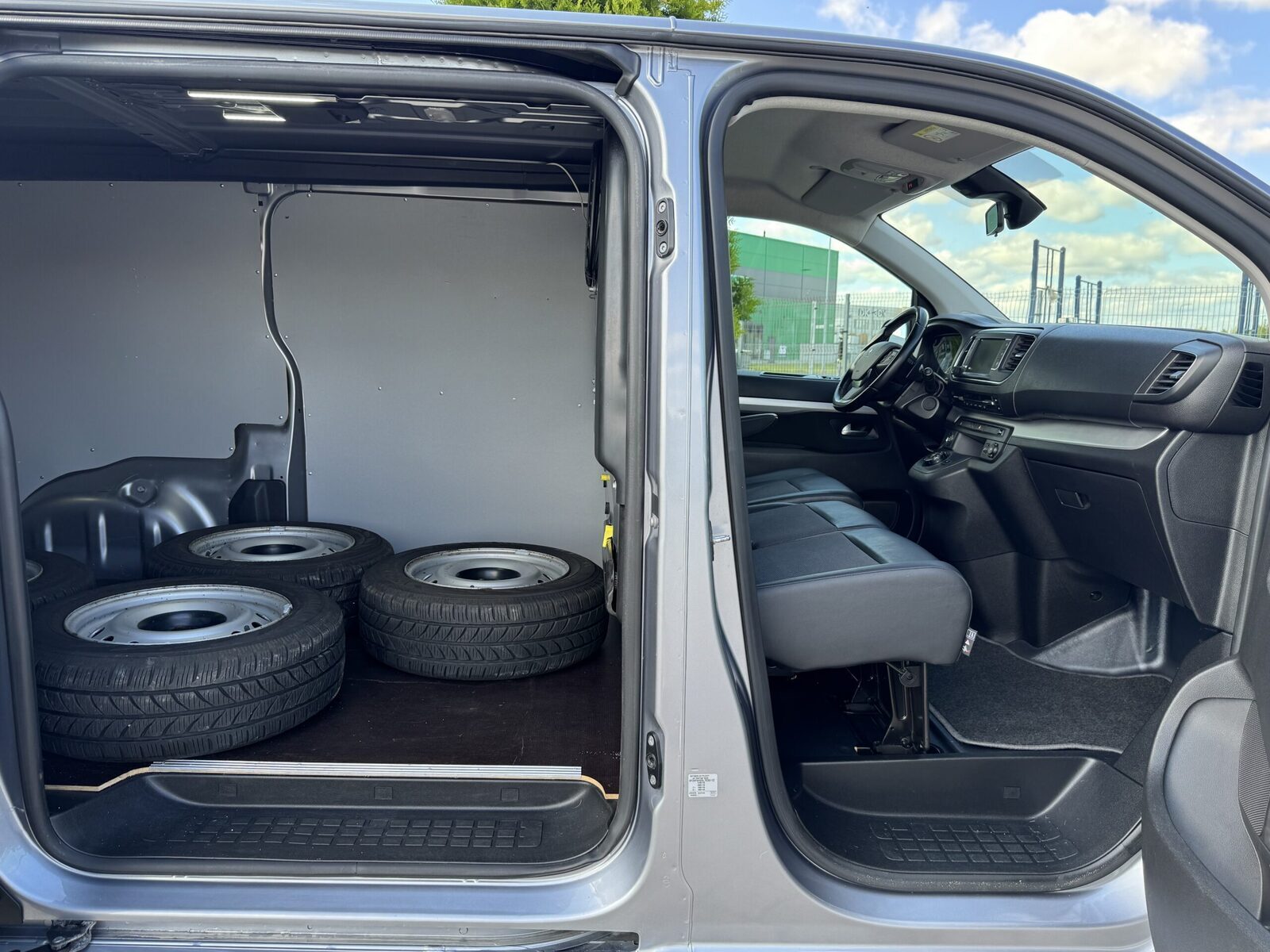 Peugeot Expert 2020, kuva 4/18