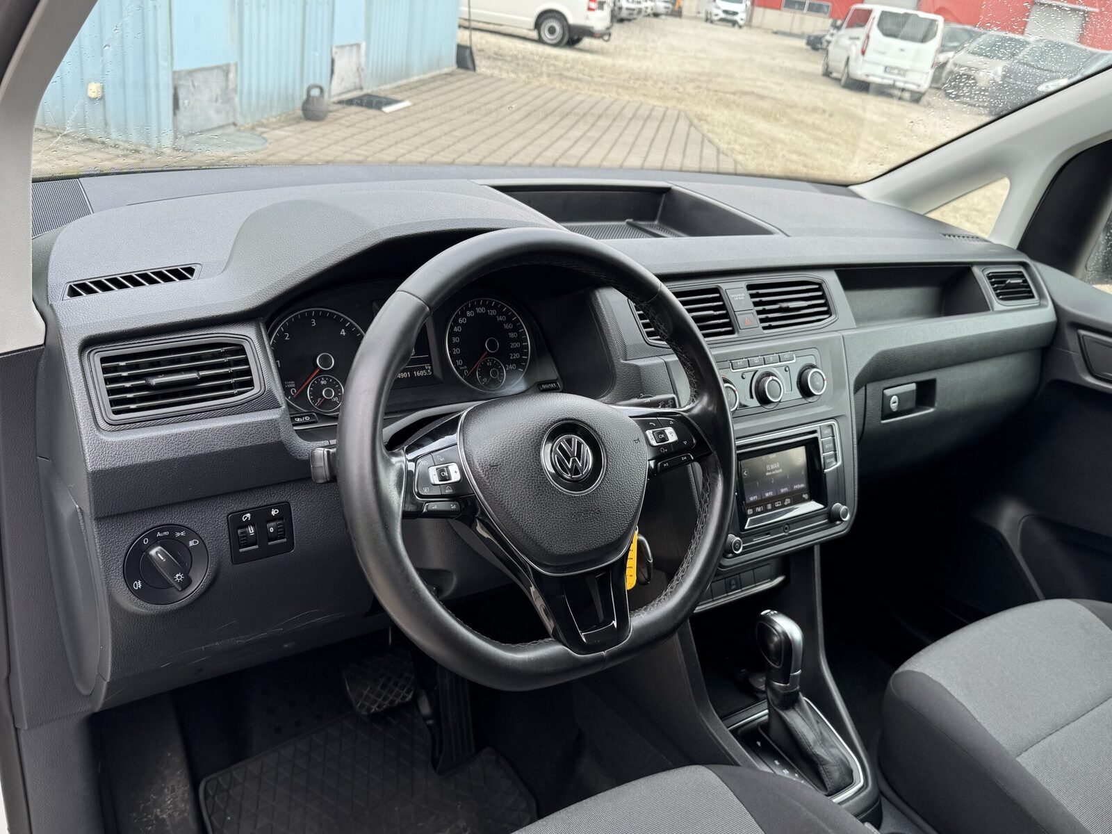 Volkswagen Caddy 2017, kuva 4/12