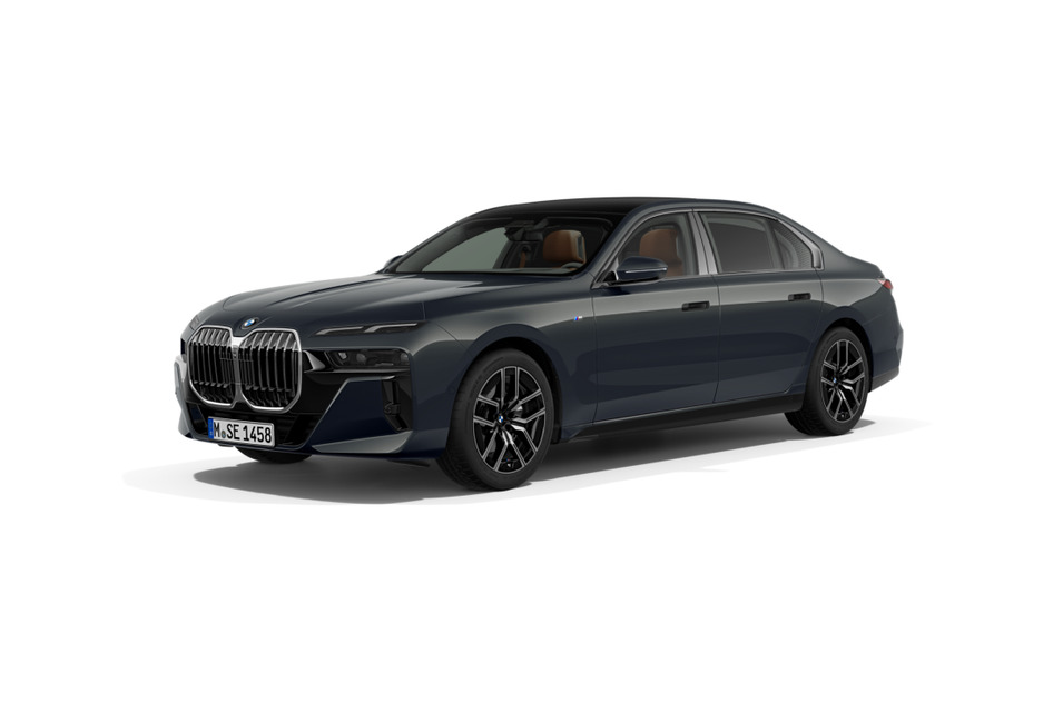 BMW 750, uzlādējams hibrīds (benzīns/elektrība), automātiskā, pilnpiedziņa