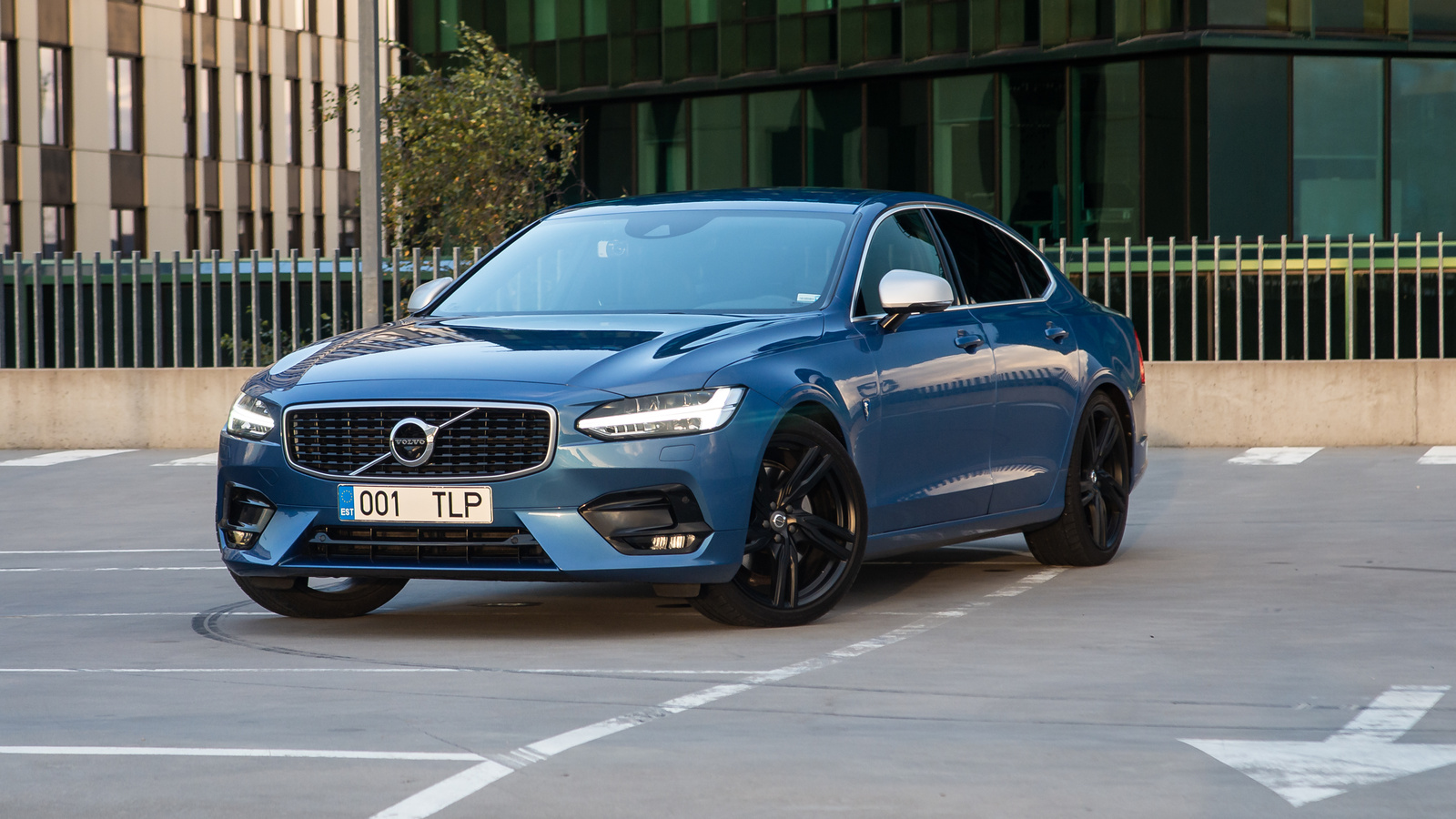 Volvo S90 D5 R-Design AWD 2.0 173kW