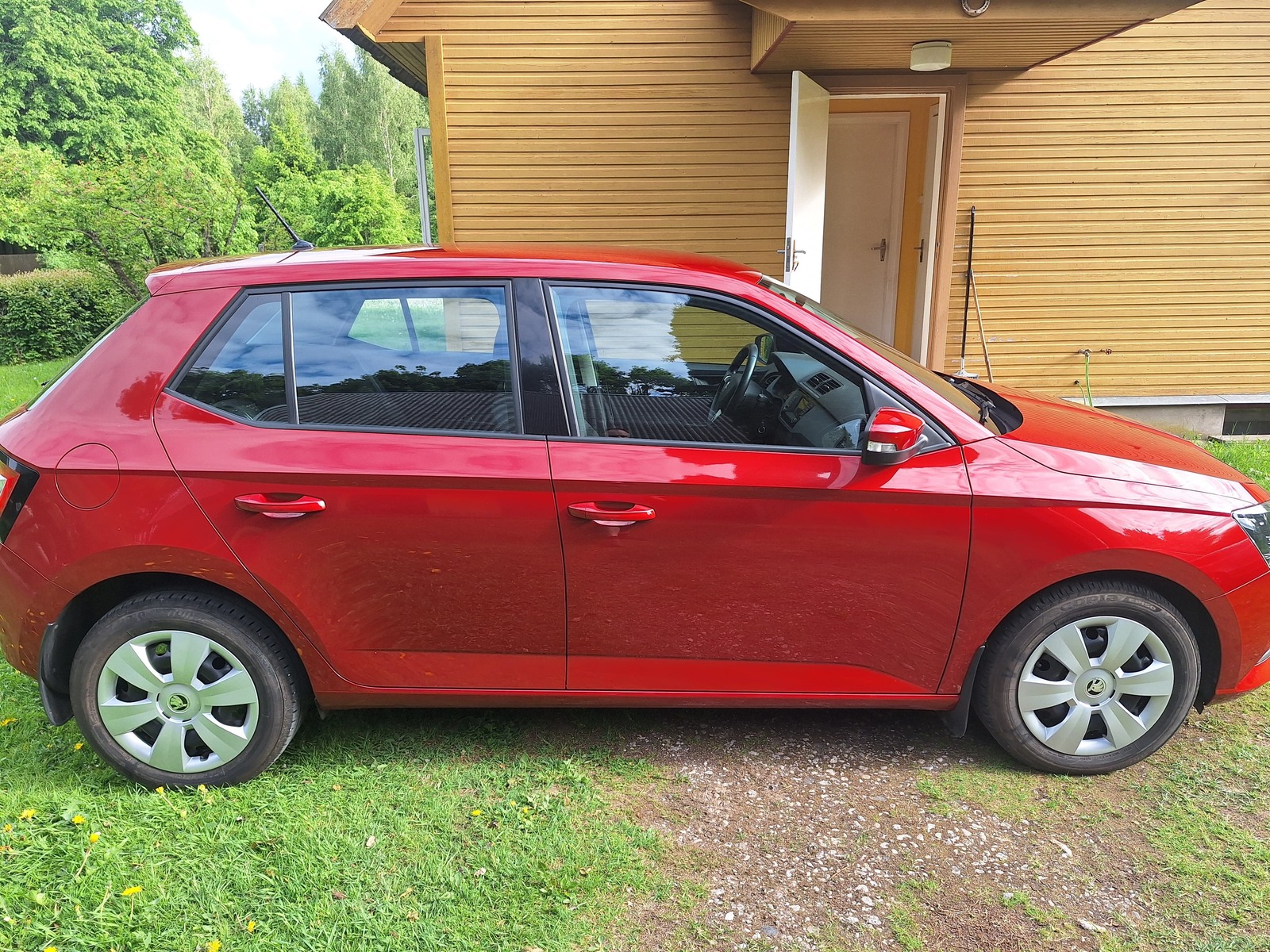 Škoda Fabia 2017, photo 3/10