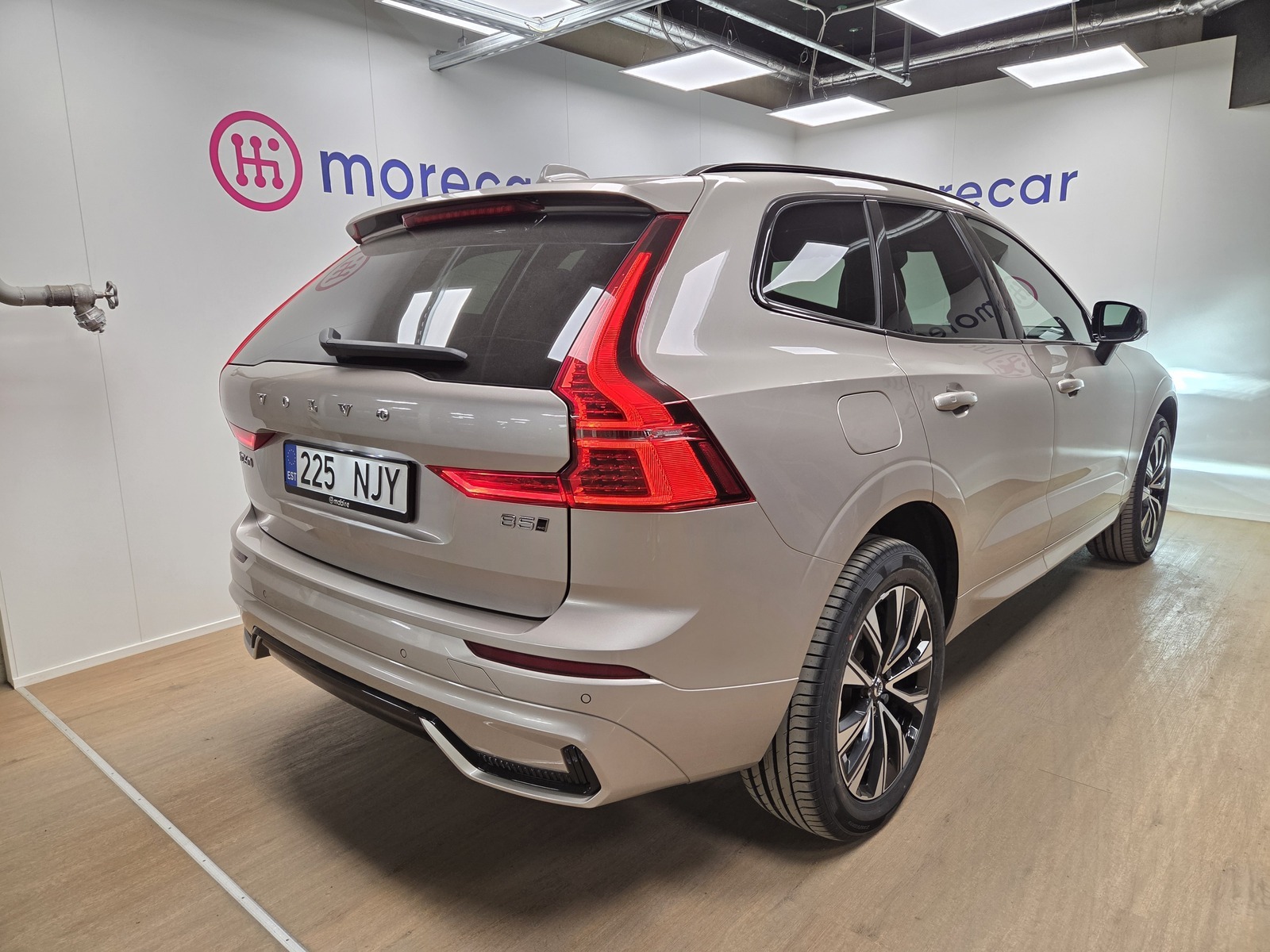 Volvo XC60 2023, photo 6/10