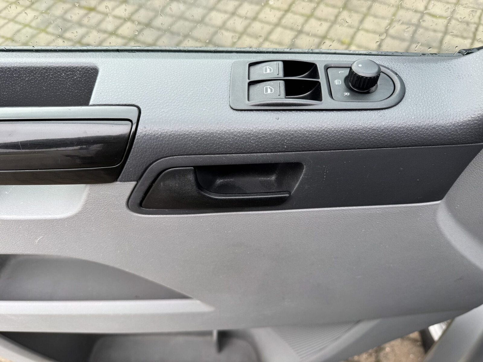 Volkswagen Transporter 2011, kuva 7/9