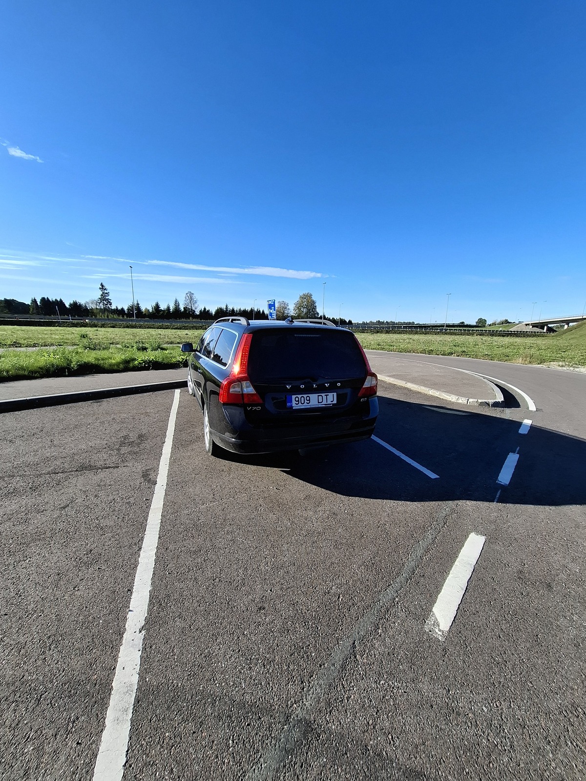 Volvo V70 2011, kuva 4/11
