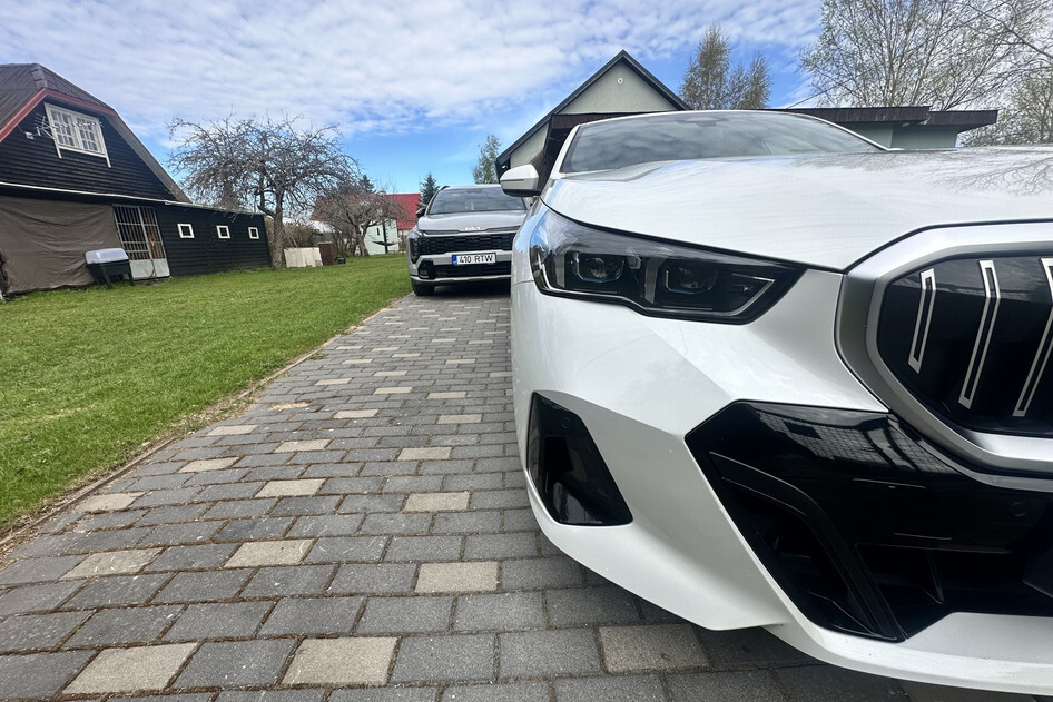 BMW 520, 2024, 145 kW, diisel, automaat, tagavedu