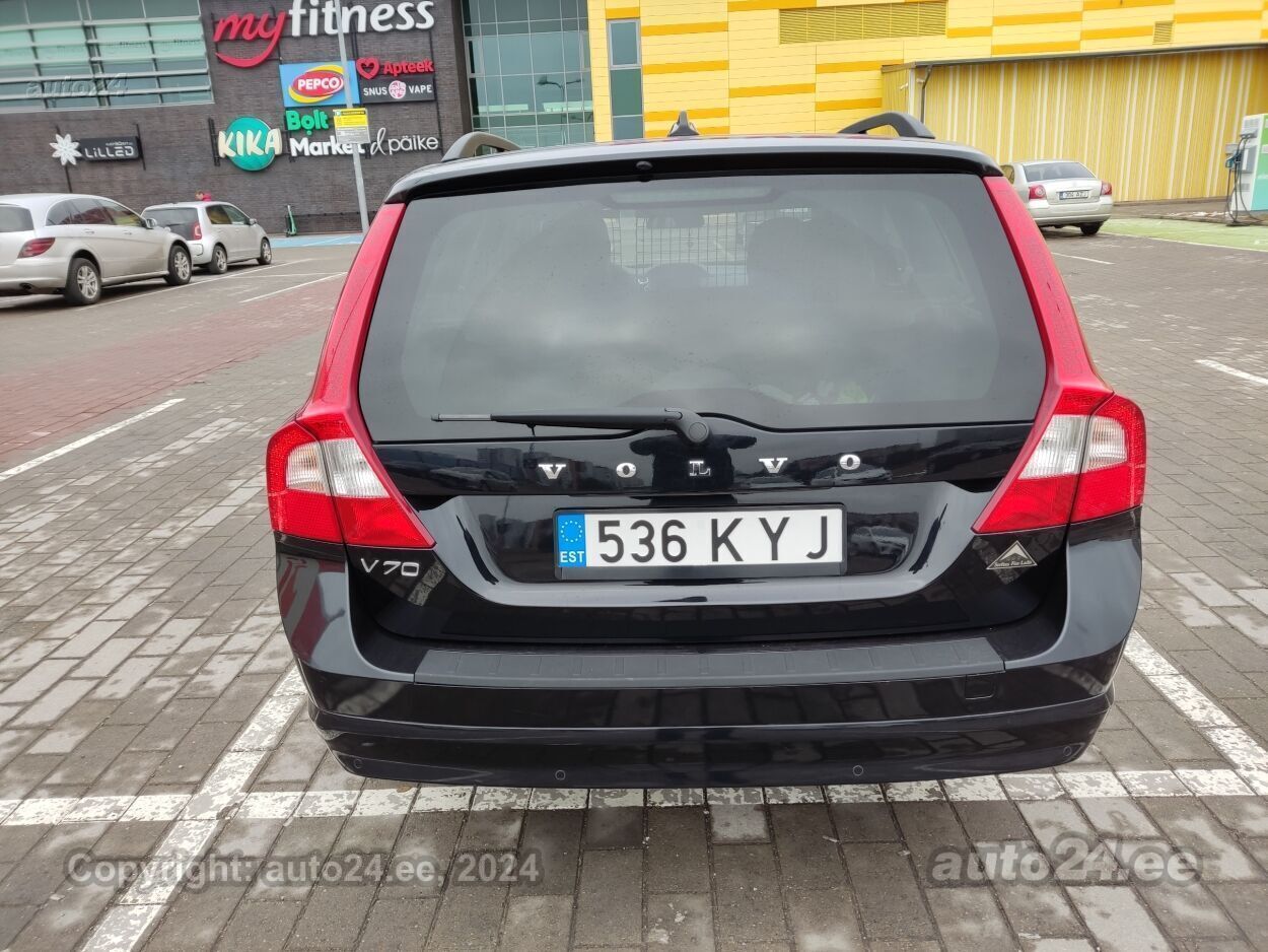 Volvo V70 2012, photo 2/5