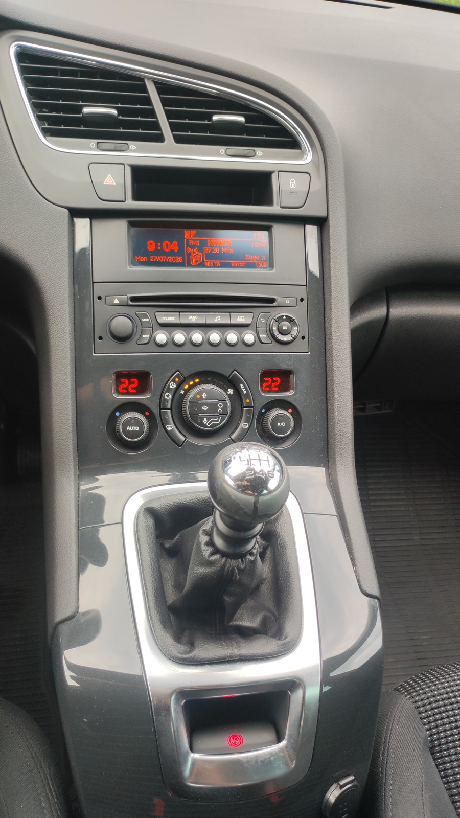 Peugeot 5008 2014, photo 5/6