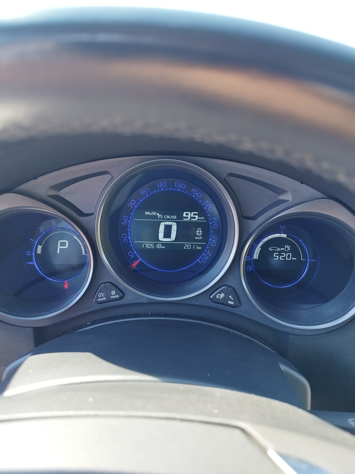 Citroën C4 2016, photo 3/17