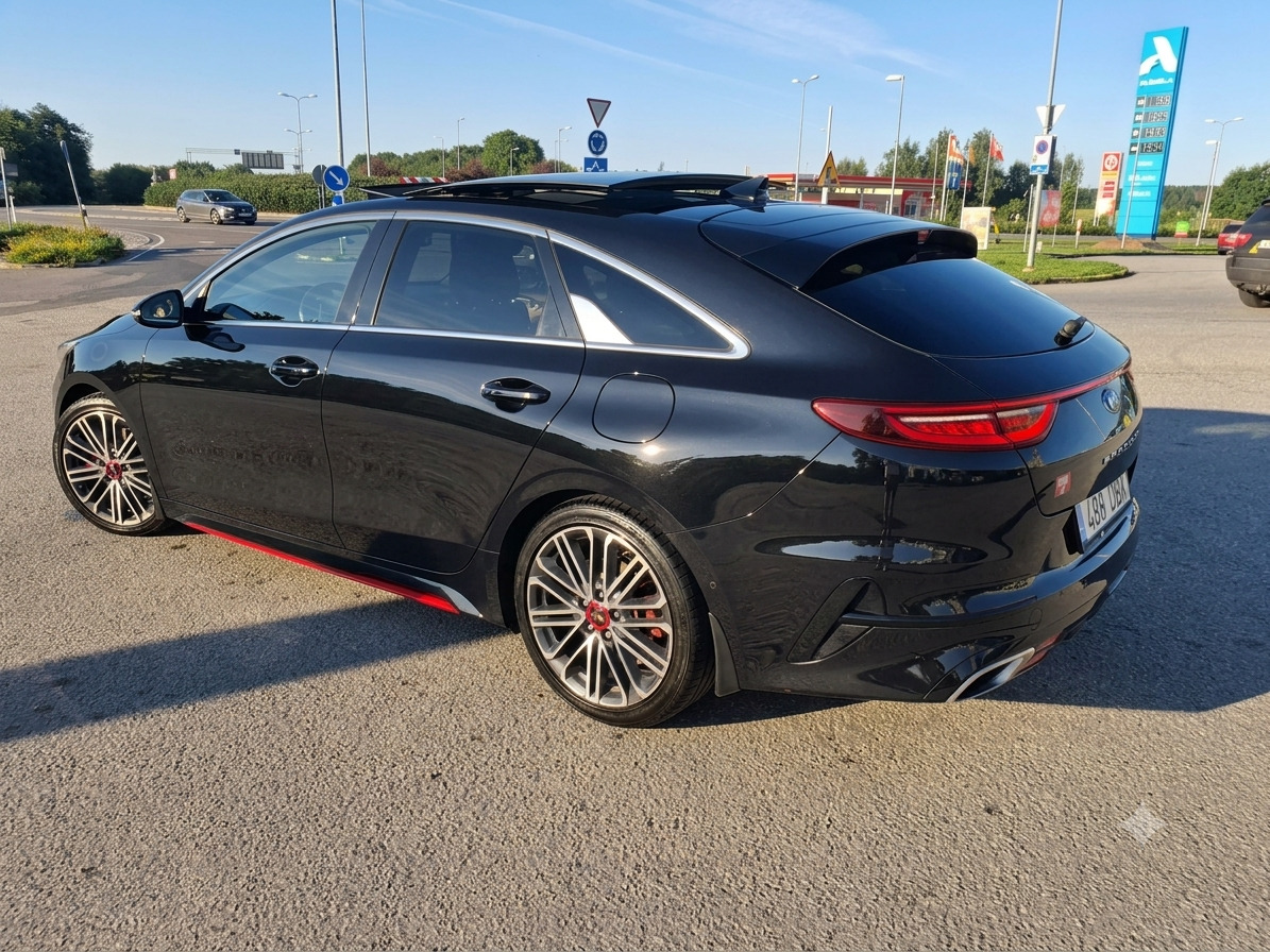 Kia pro cee'd / ProCeed 2019, photo 2/13