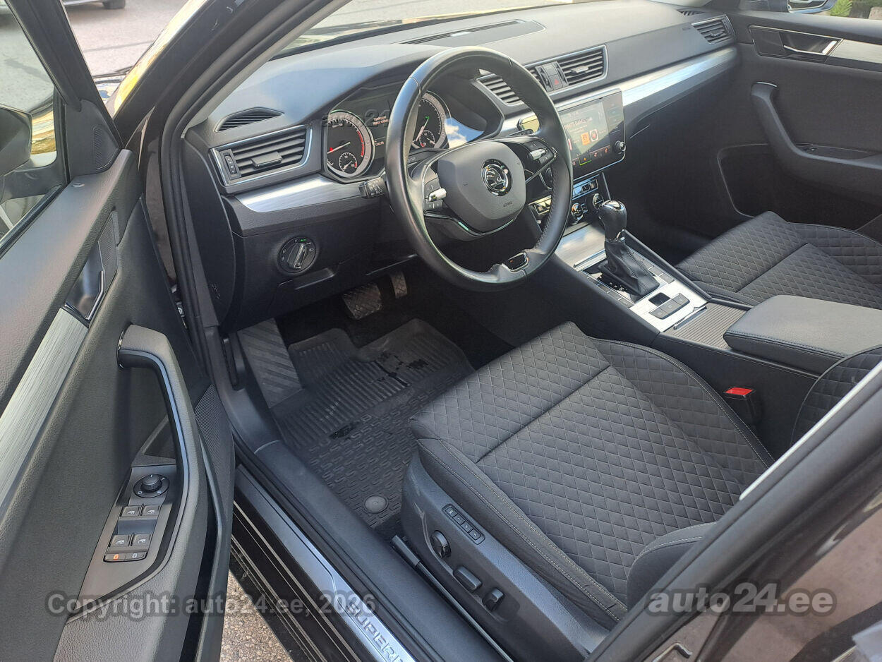 Škoda Superb 2021, photo 4/6