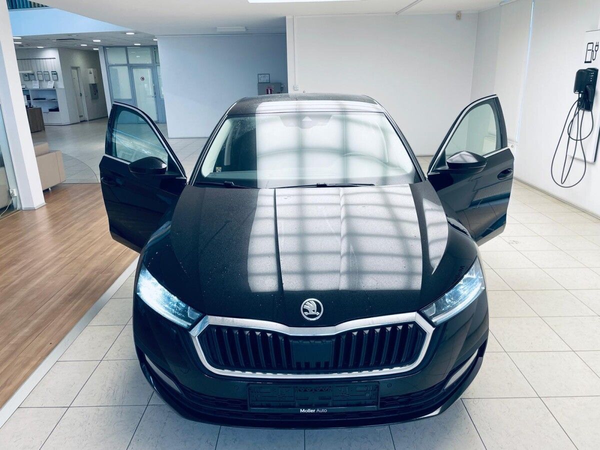 Škoda Octavia 2022, photo 3/51