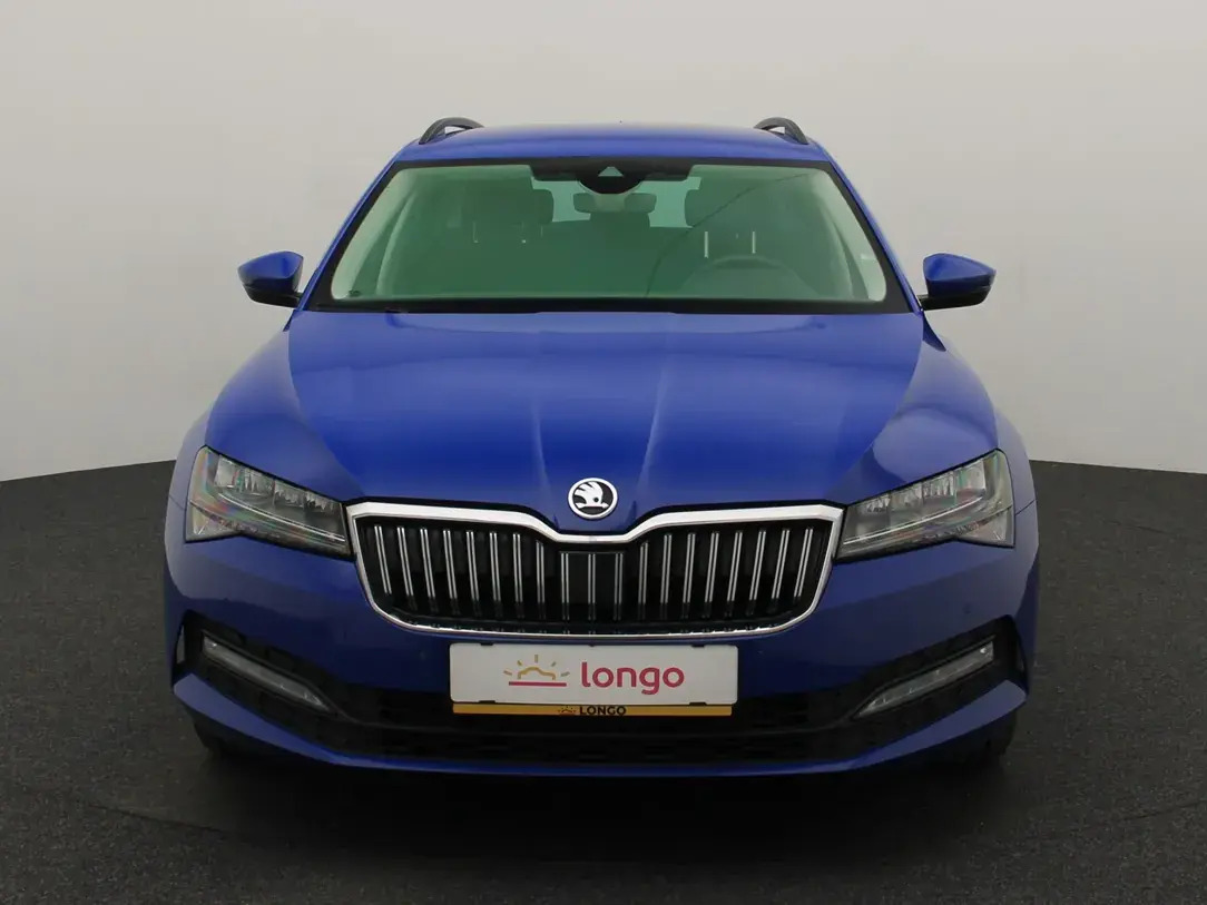 Škoda Superb 2022, kuva 3/10