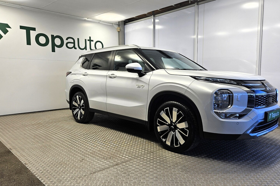 Mitsubishi Outlander, 2026, 2.4, 100 kW, pistikhübriid (bensiin/elekter), automaat, nelikvedu