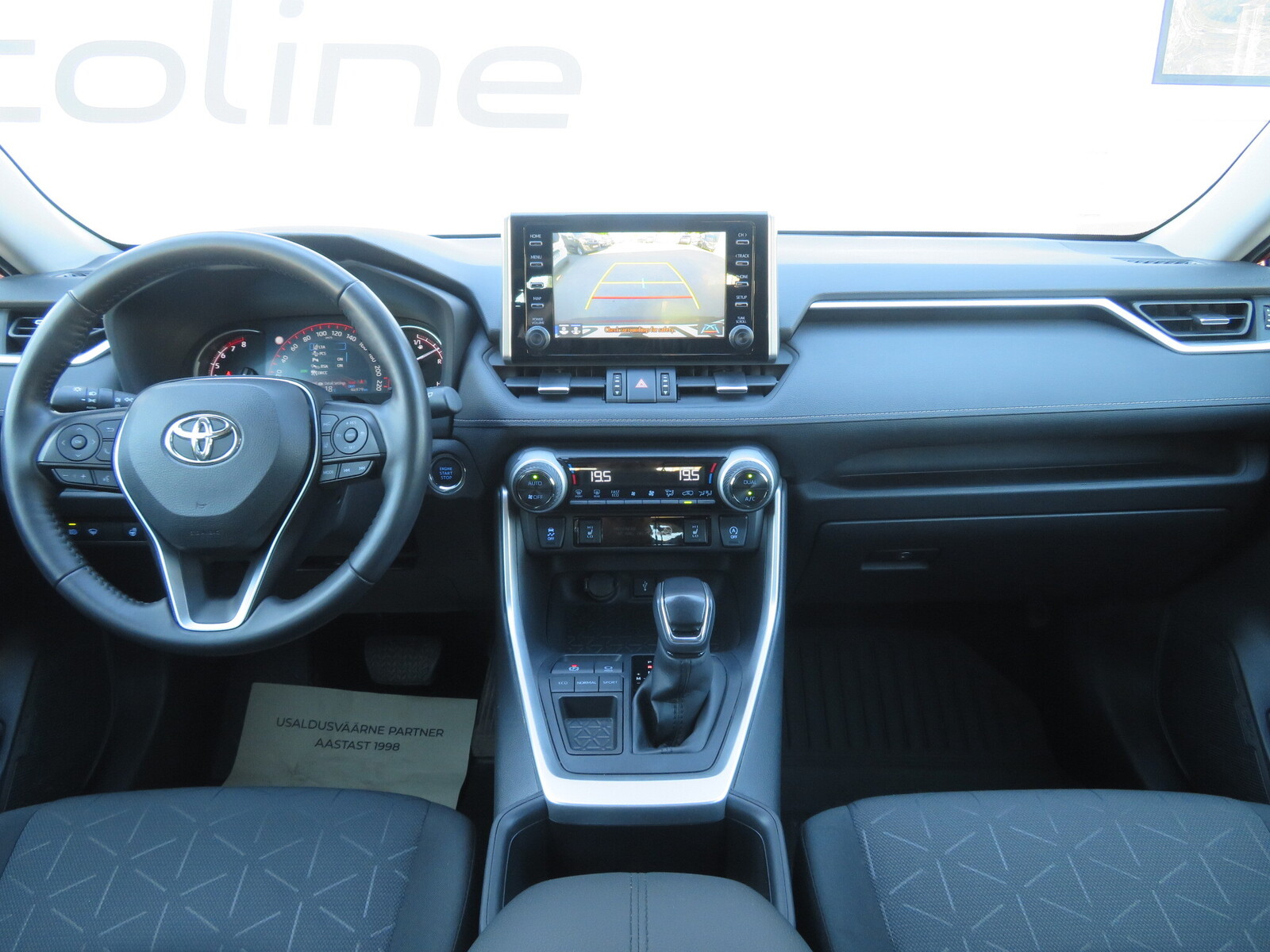 Toyota RAV4 Luxury 2.0 129kW 2023, photo 3/7