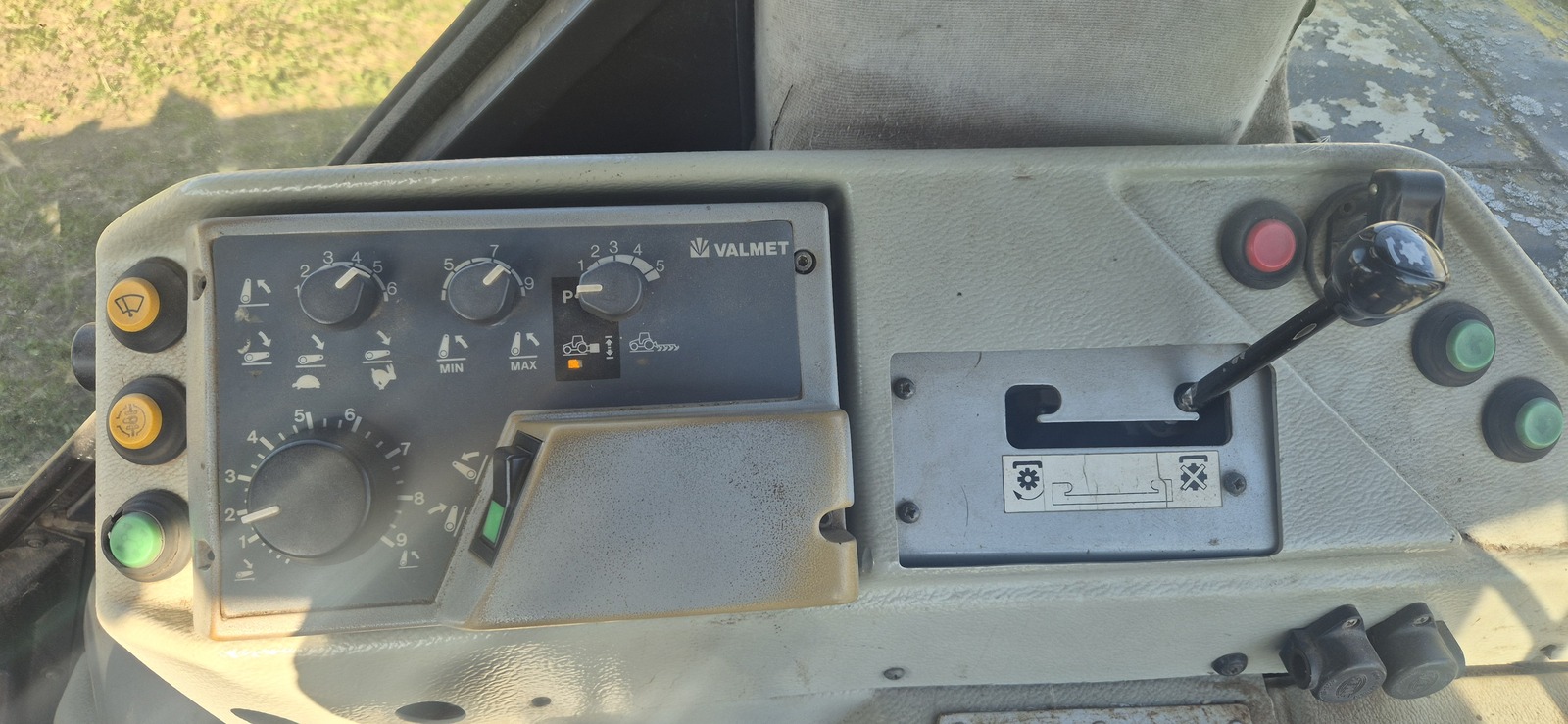 Valmet Muu mudel 1992, kuva 3/4