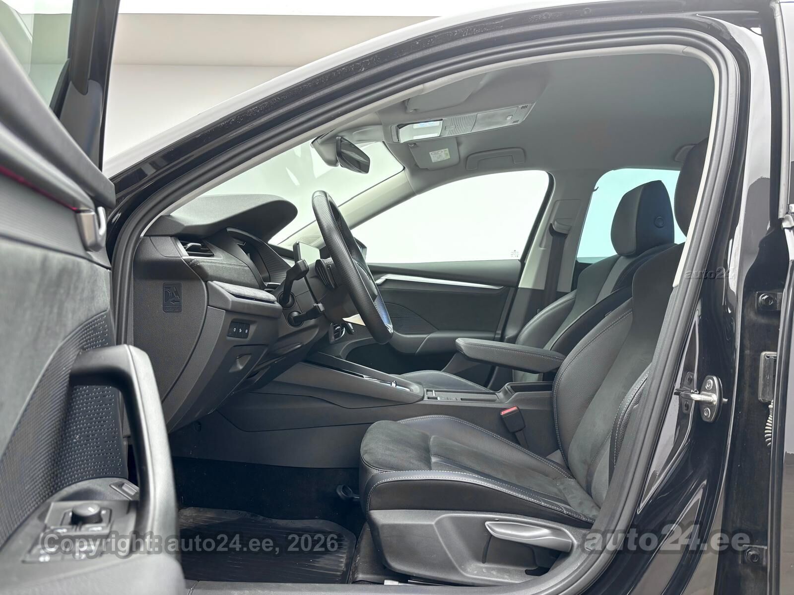 Škoda Octavia 2024, photo 5/11