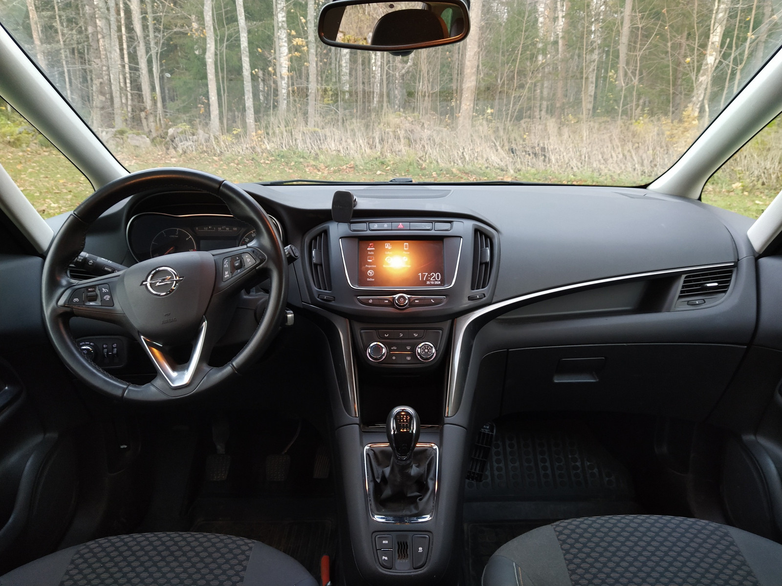Opel Zafira 2018, photo 7/7