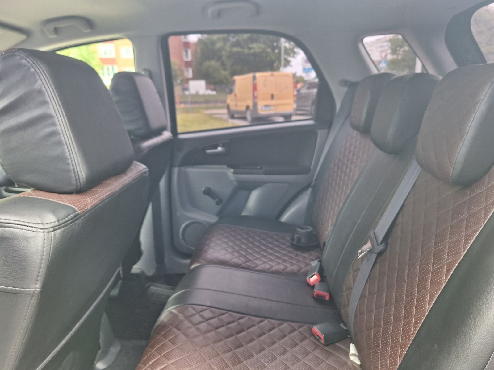 Suzuki SX4 2011, photo 5/7