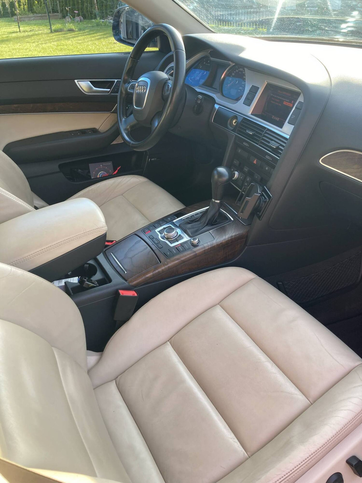 Audi A6 2010, photo 7/9