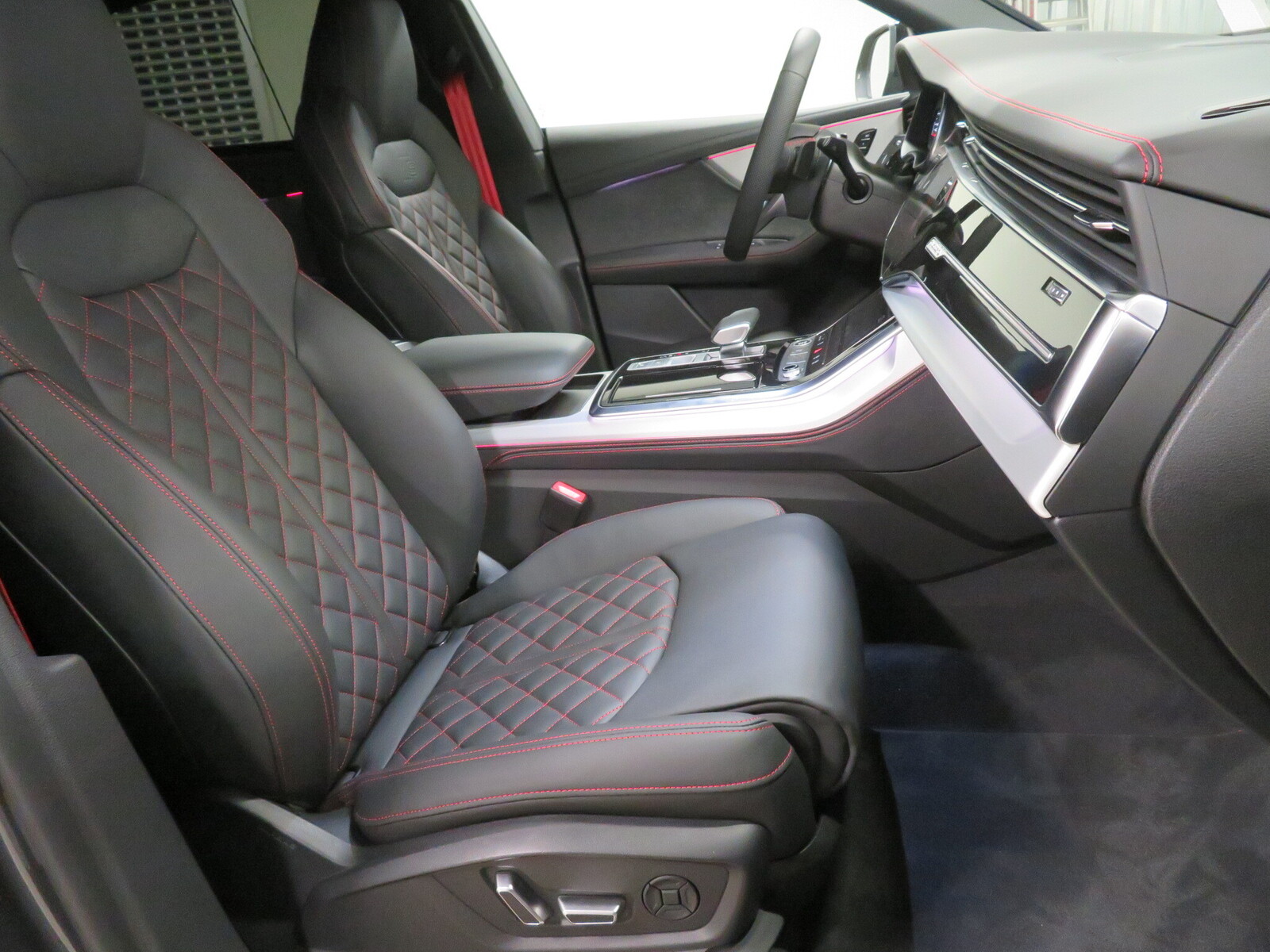 Audi Q8 2026, photo 4/16