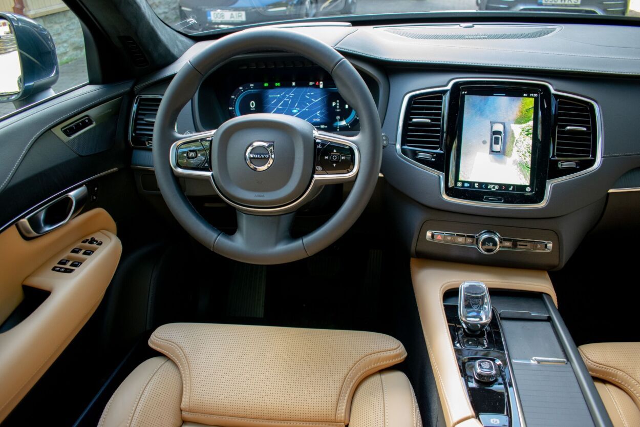 Volvo XC90 2024, photo 3/18