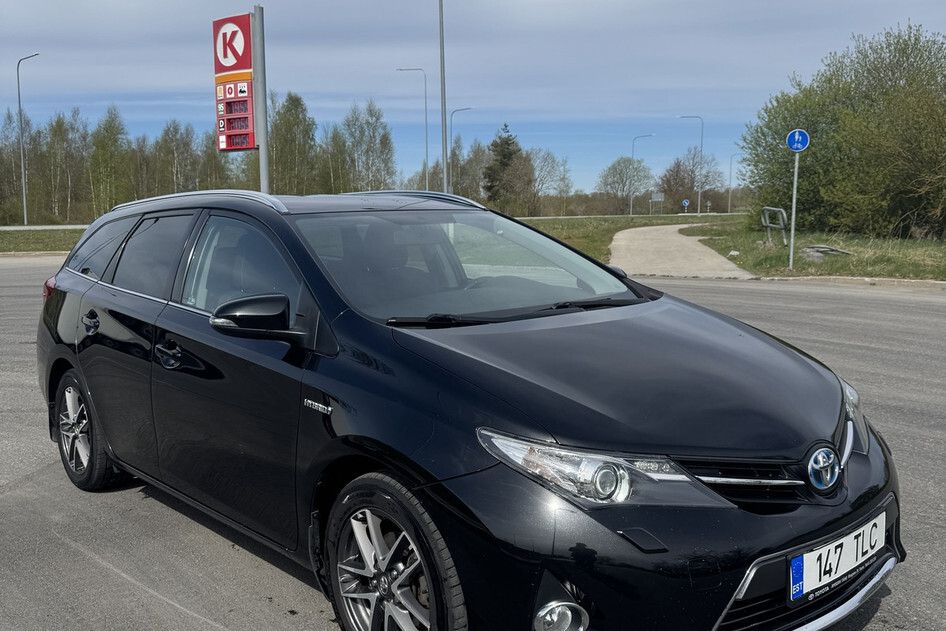 Toyota Auris, 2014, 1.8, 73 kW, hübriid (bensiin/elekter), automaat, esivedu