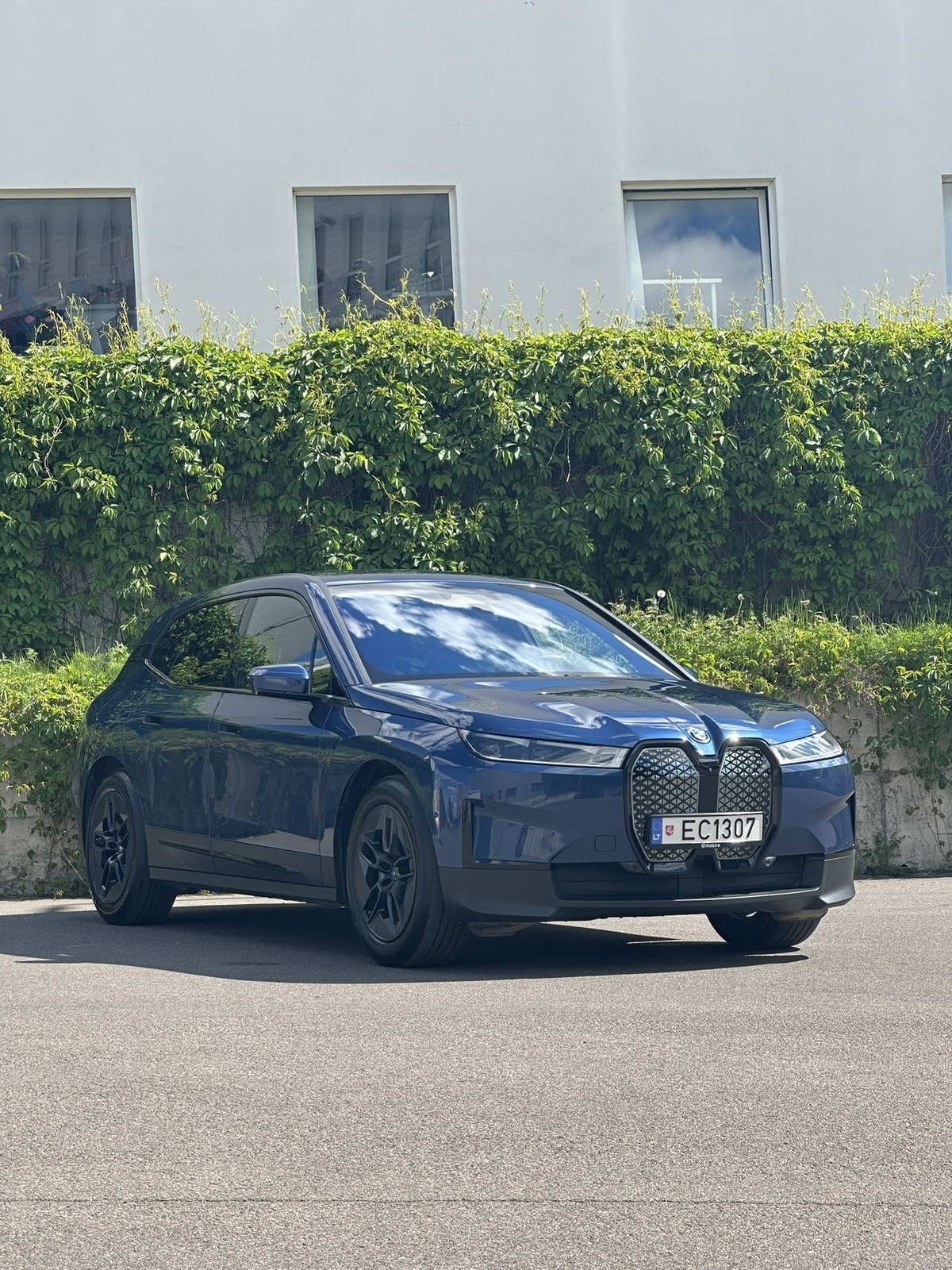 BMW iX 2023, kuva 3/10