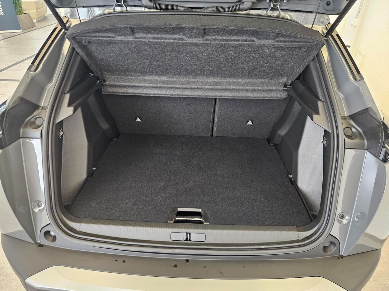 Peugeot 2008 2025, photo 5/10