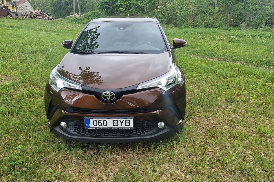 Toyota C-HR, 2018, 1.2, 85 kW, бензин, автомат, передний привод