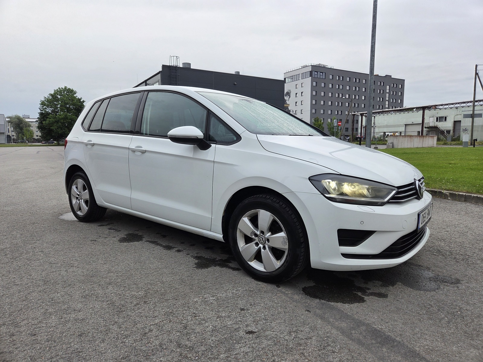 Volkswagen Golf Sportsvan 2014, photo 3/11