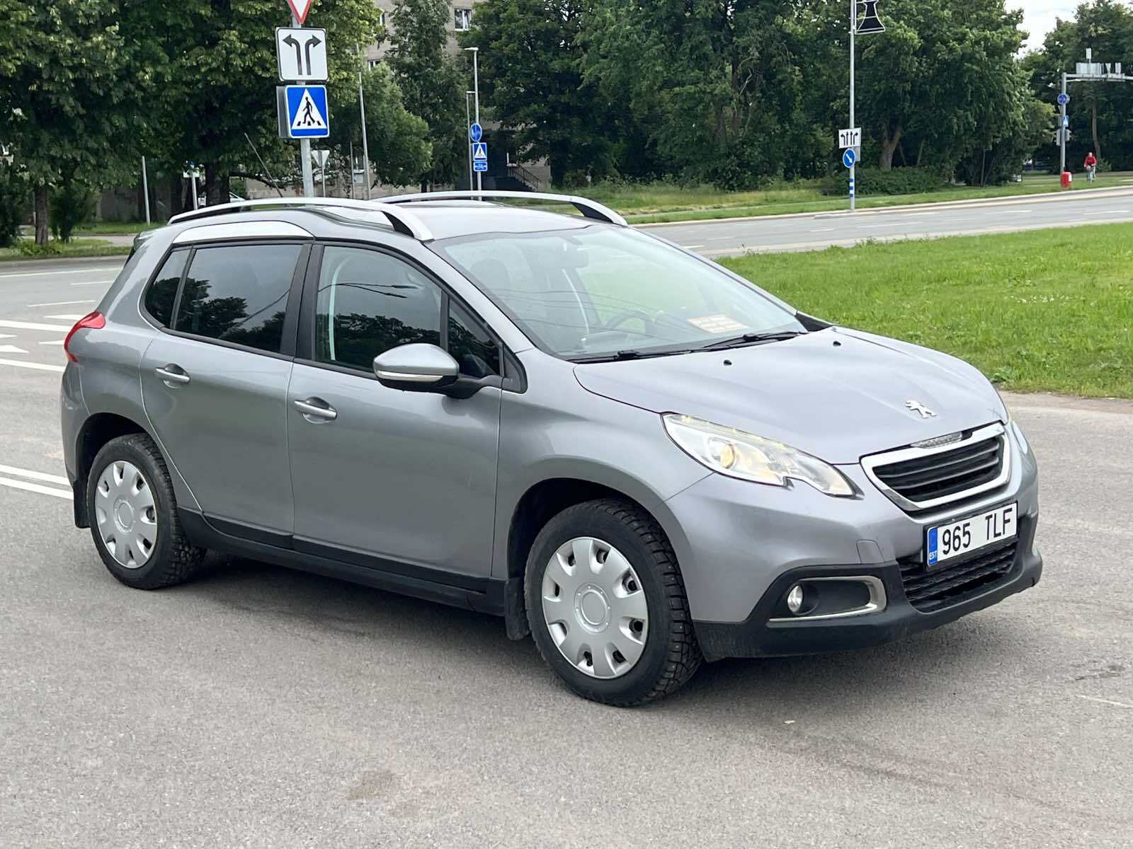 Peugeot 2008 2015, photo 2/10