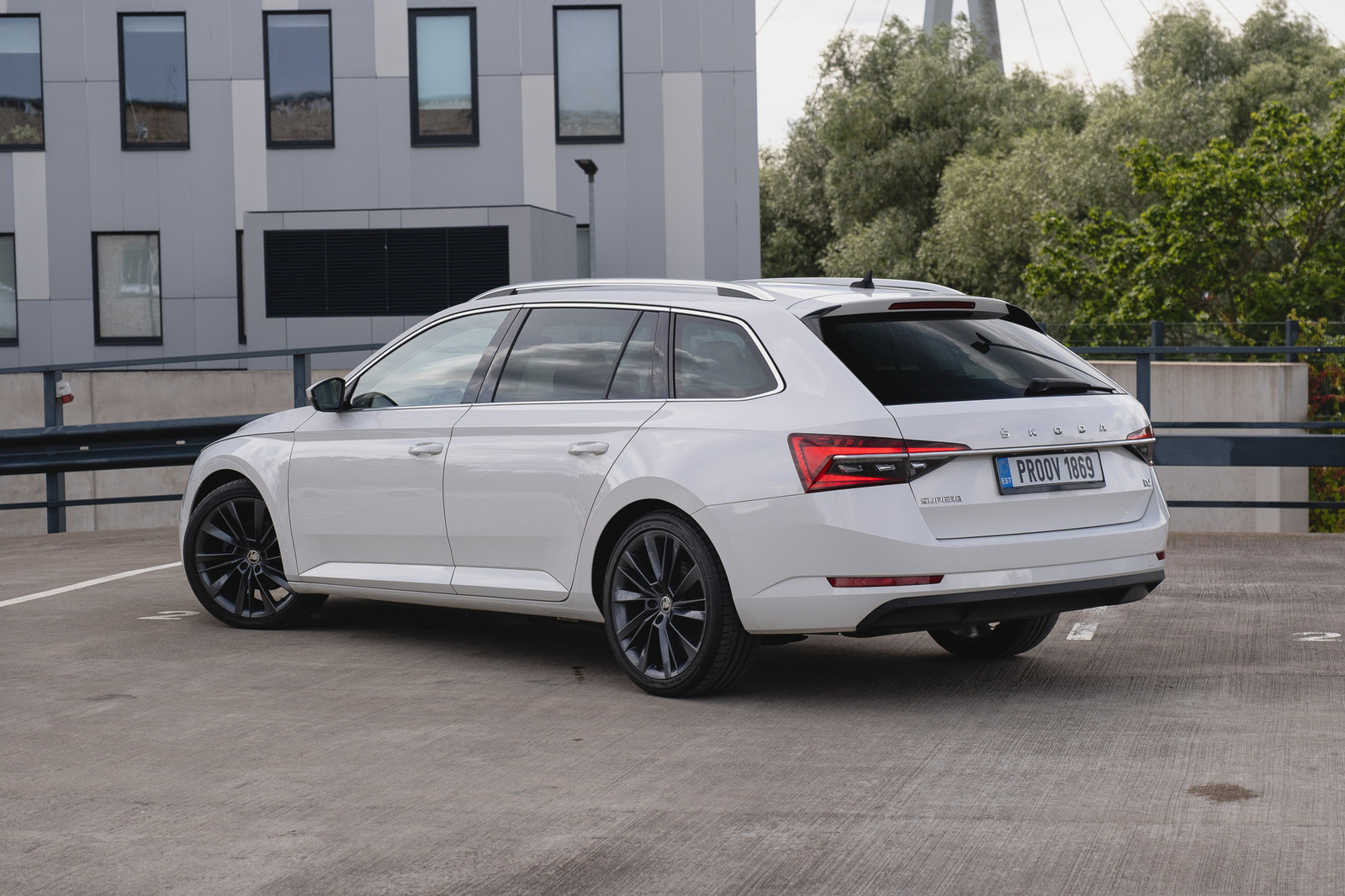 Škoda Superb 2020, kuva 4/10