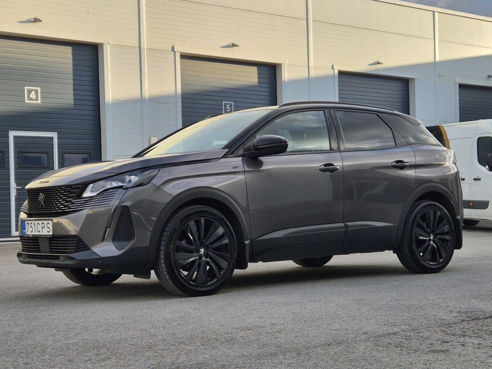 Peugeot 3008 2022, photo 2/13