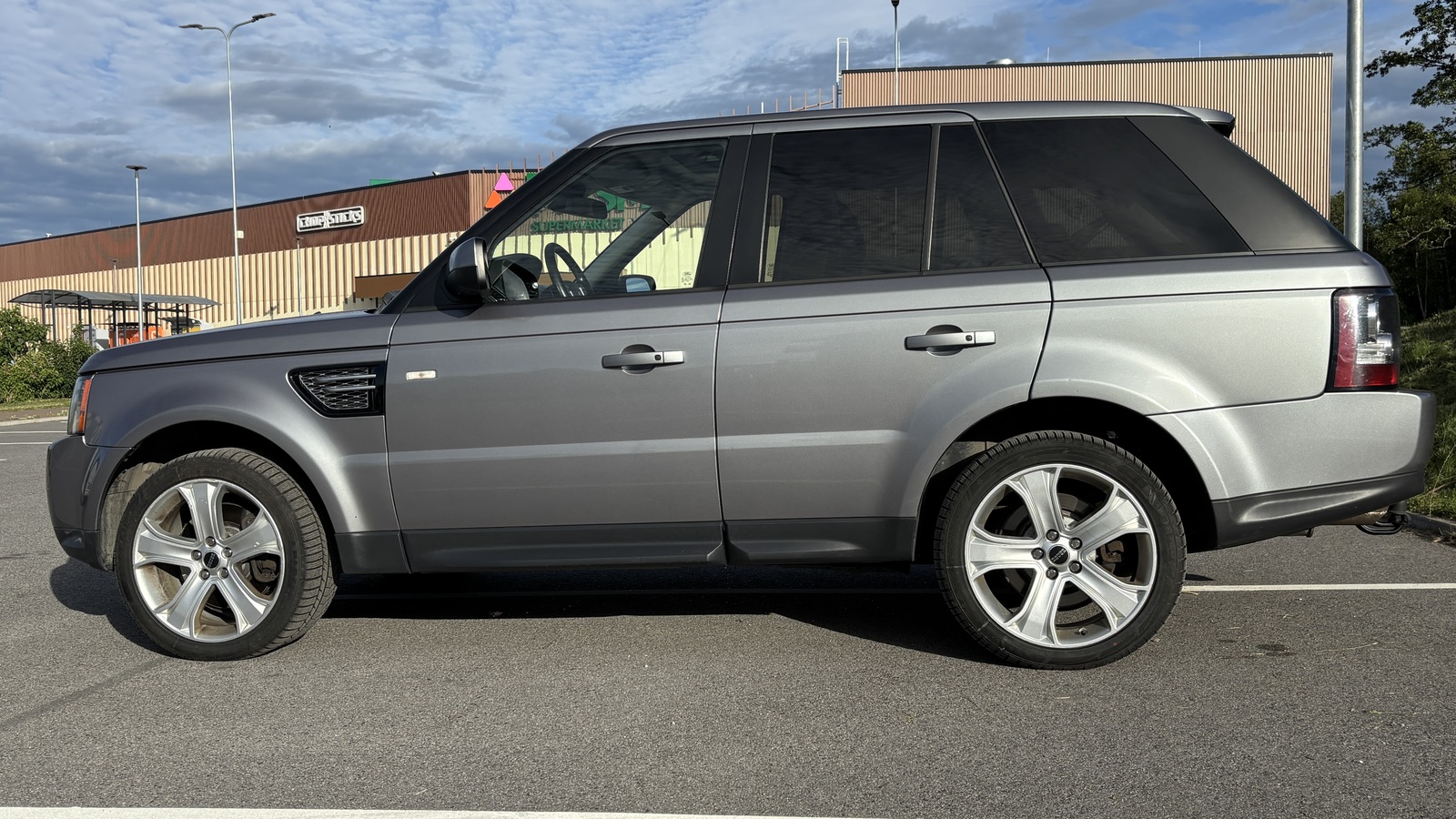 Land Rover Range Rover Sport 2012, kuva 3/16