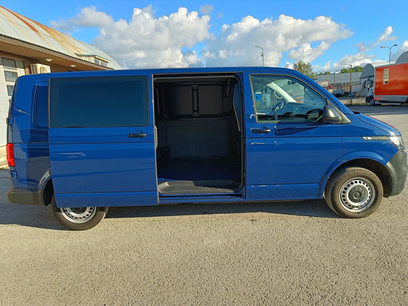 Volkswagen Transporter LONG 2020, kuva 5/24