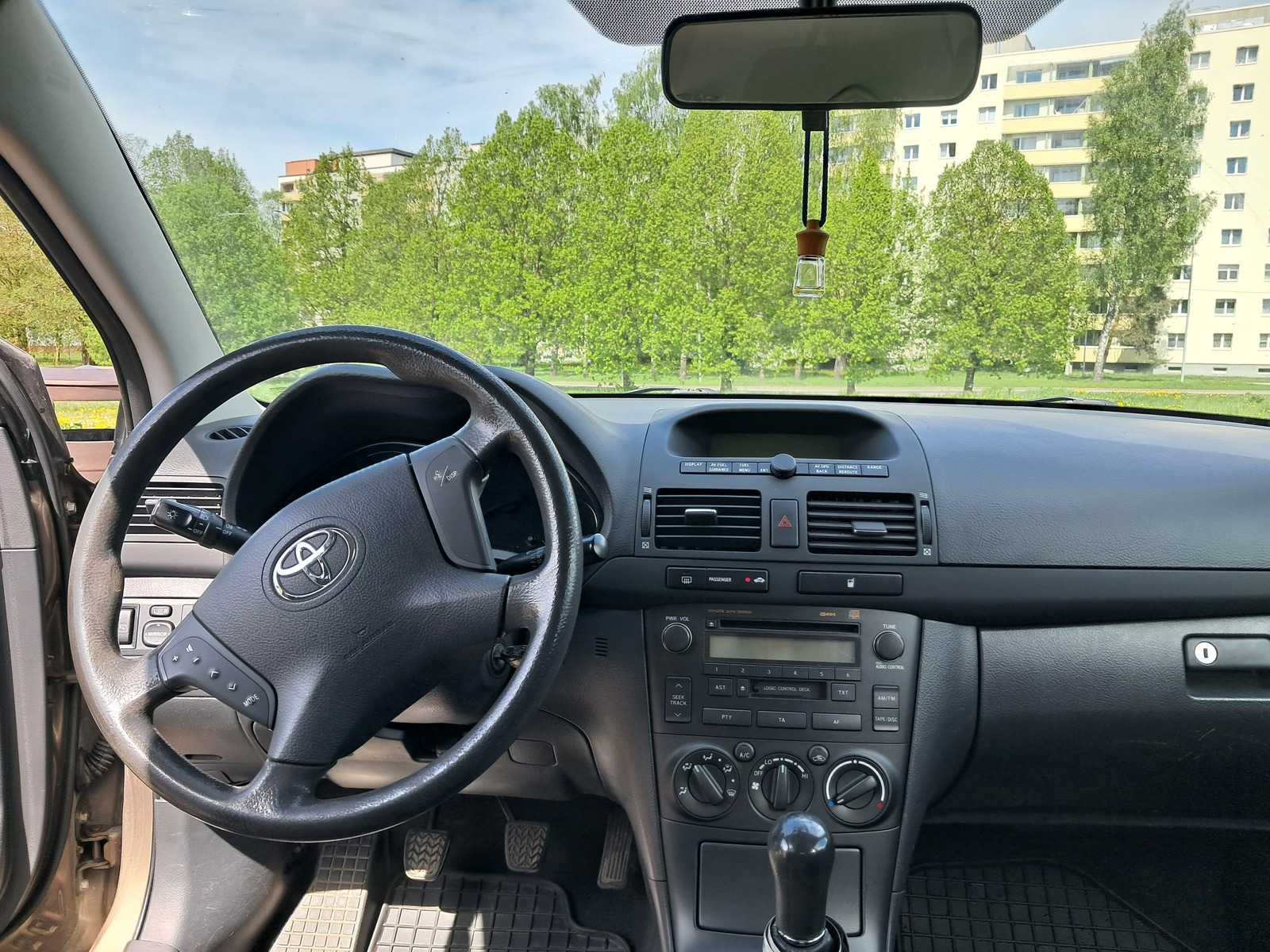 Toyota Avensis 2005, photo 6/7