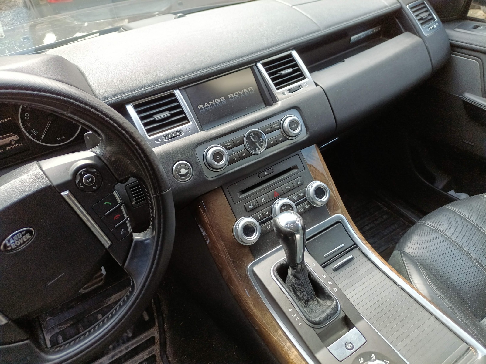 Land Rover Range Rover Sport 2010, kuva 4/9