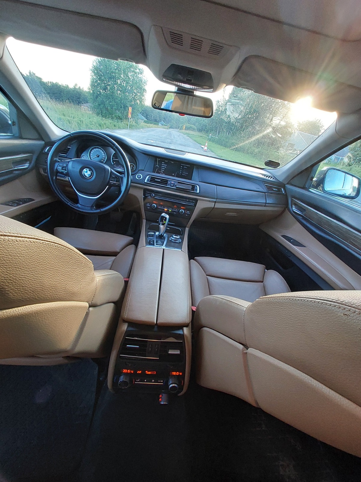 BMW 730 2010, photo 7/9