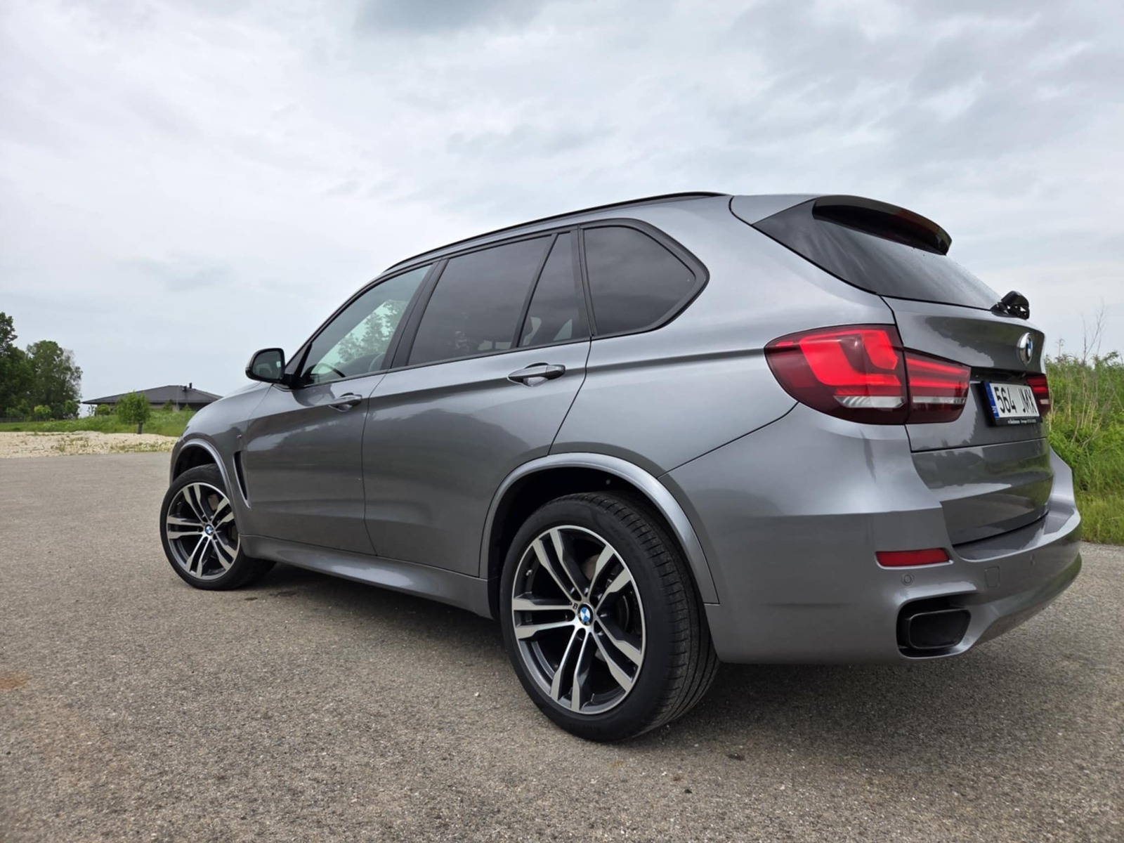 BMW X5 M50D
