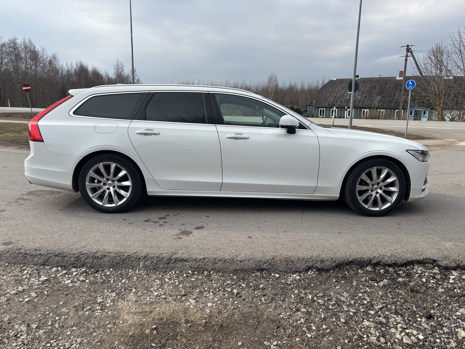 Volvo V90 2018, photo 5/14