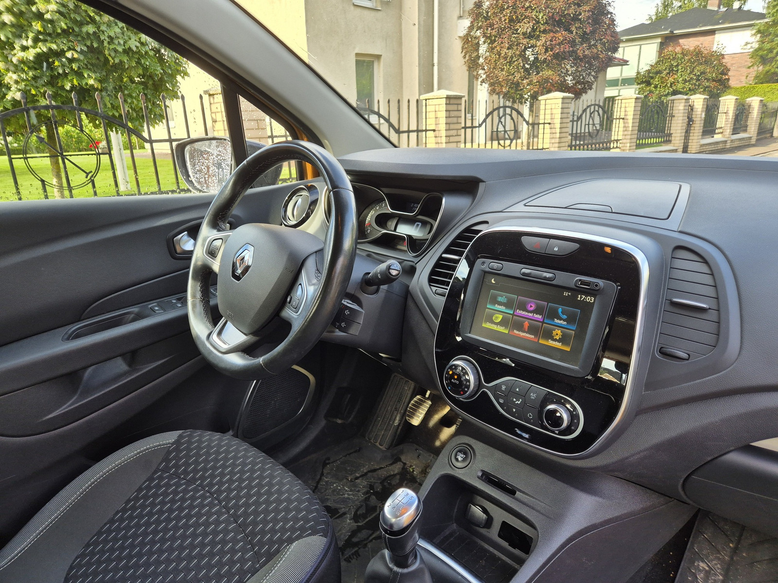 Renault Captur 2019, photo 5/10