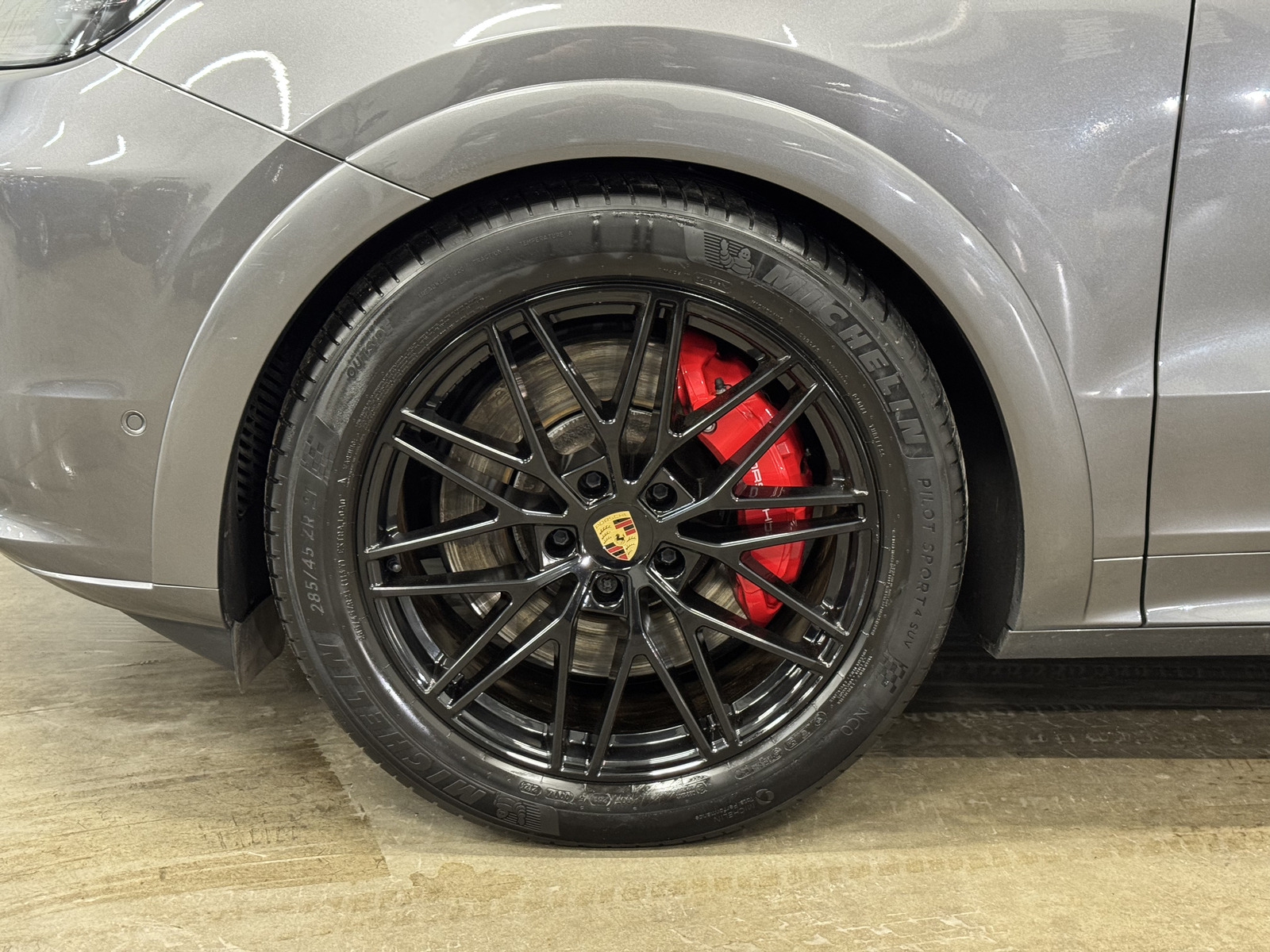 Porsche Cayenne 2023, photo 5/32