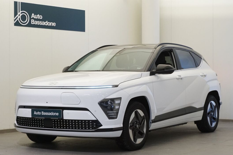 Hyundai Kona, 2023, 53.3 kW, electric, automatic, front-wheel drive